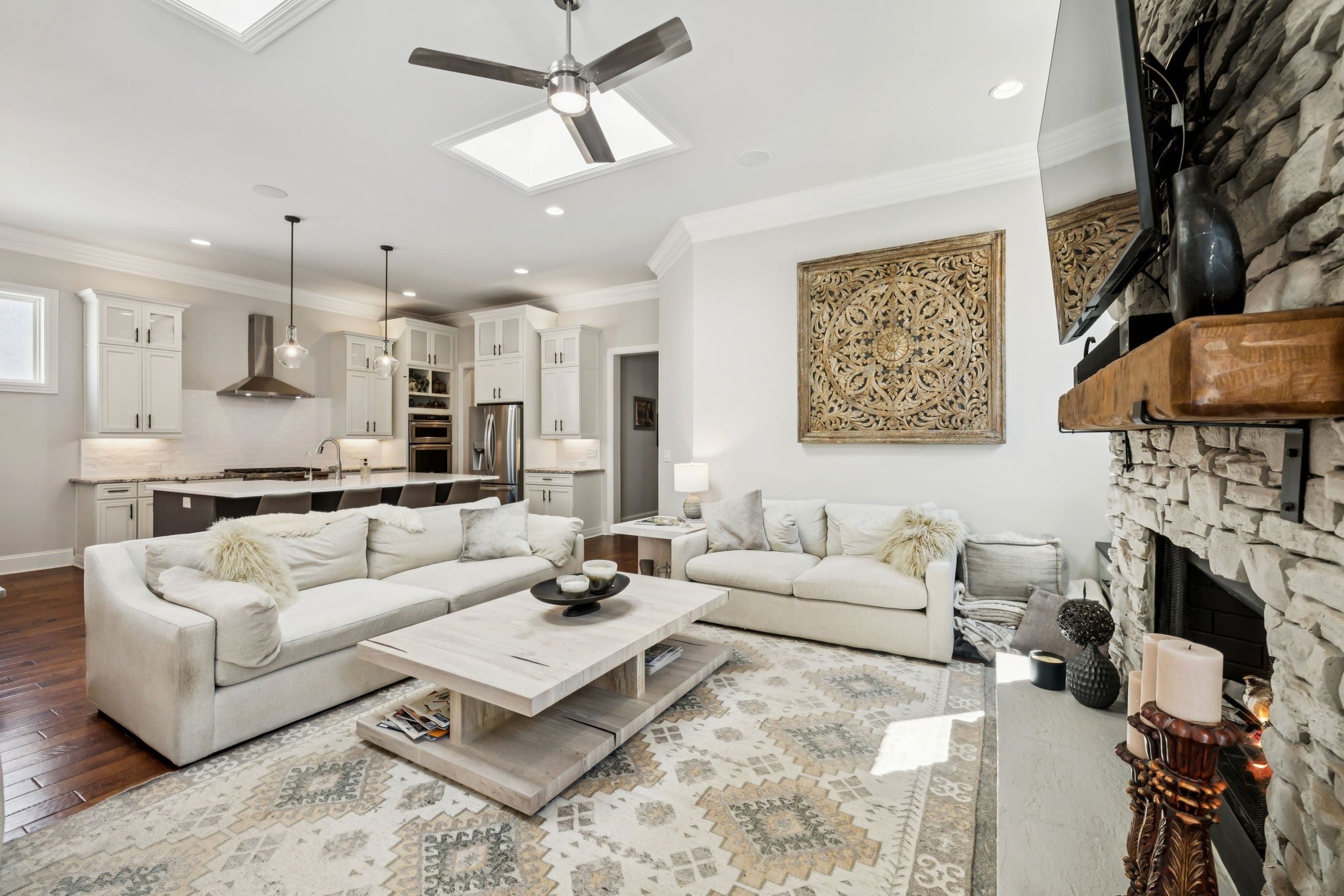 Franklin, Tennessee, 37064, United States, 3 Bedrooms Bedrooms, ,3 BathroomsBathrooms,Residential,Active,1954002