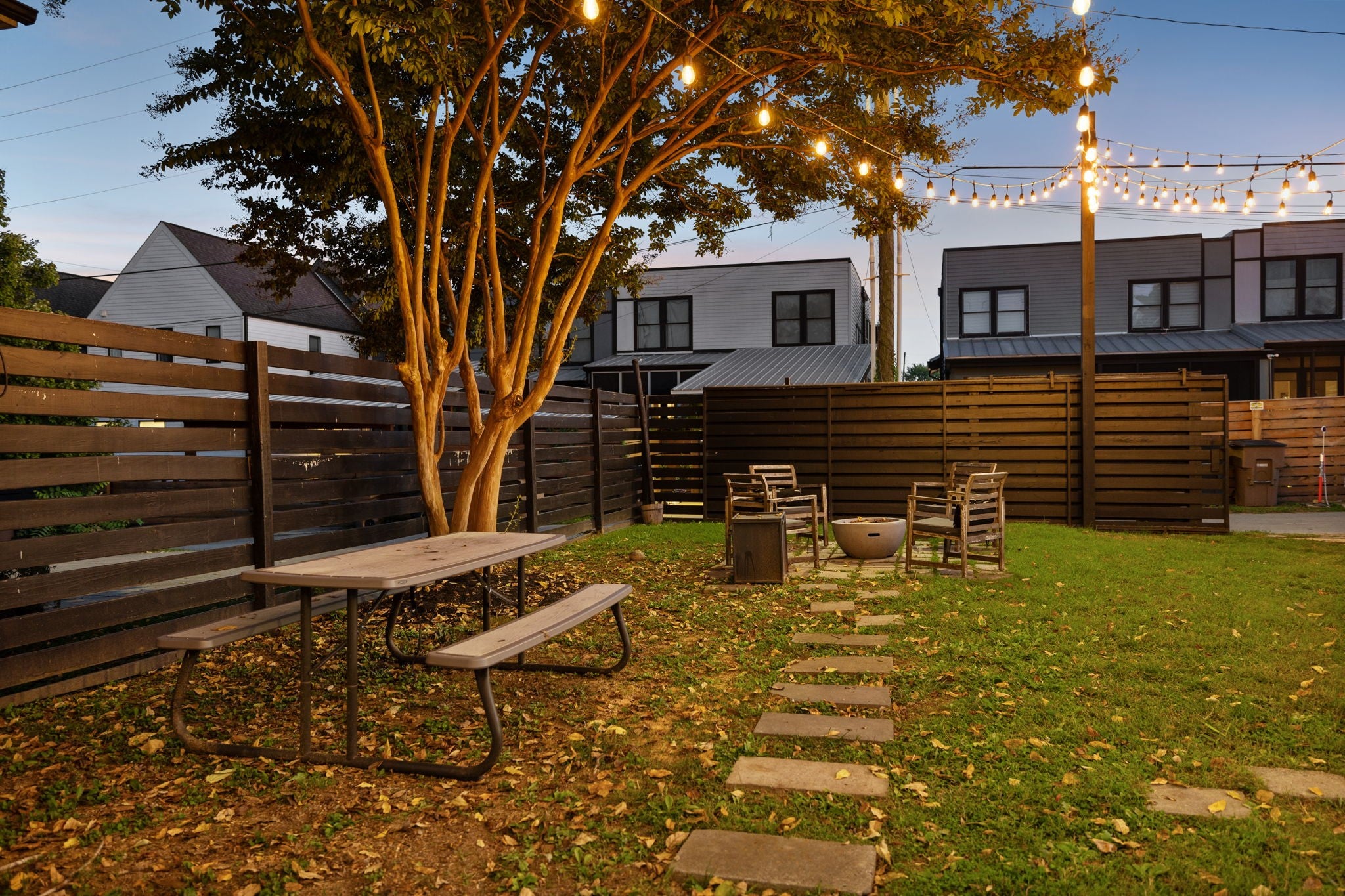 Nashville, Tennessee, 37206, United States, 3 Bedrooms Bedrooms, ,2 BathroomsBathrooms,Residential,Active,1912805