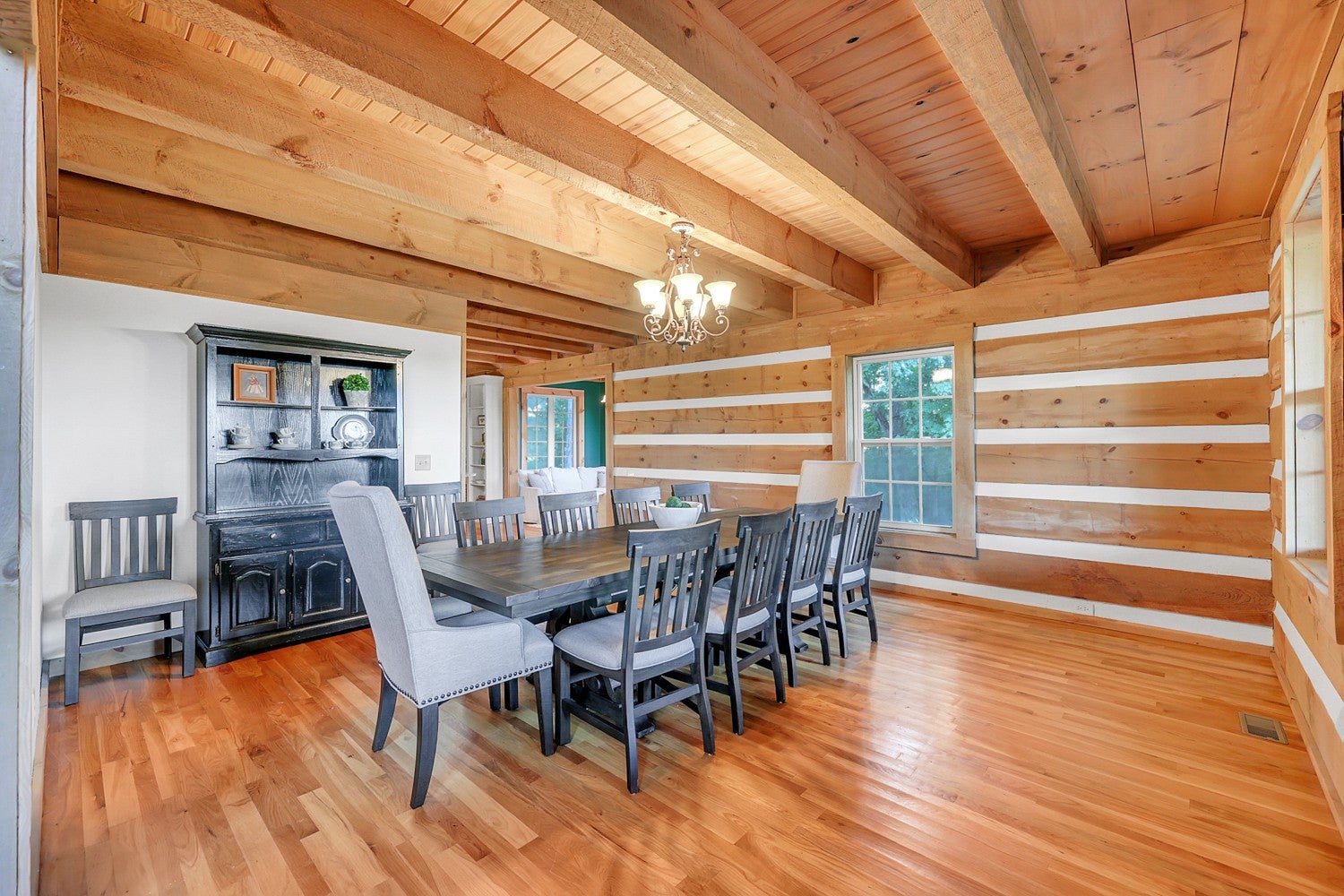 Cross Plains, Tennessee, 37049, United States, 4 Bedrooms Bedrooms, ,3 BathroomsBathrooms,Residential,Active,1929704