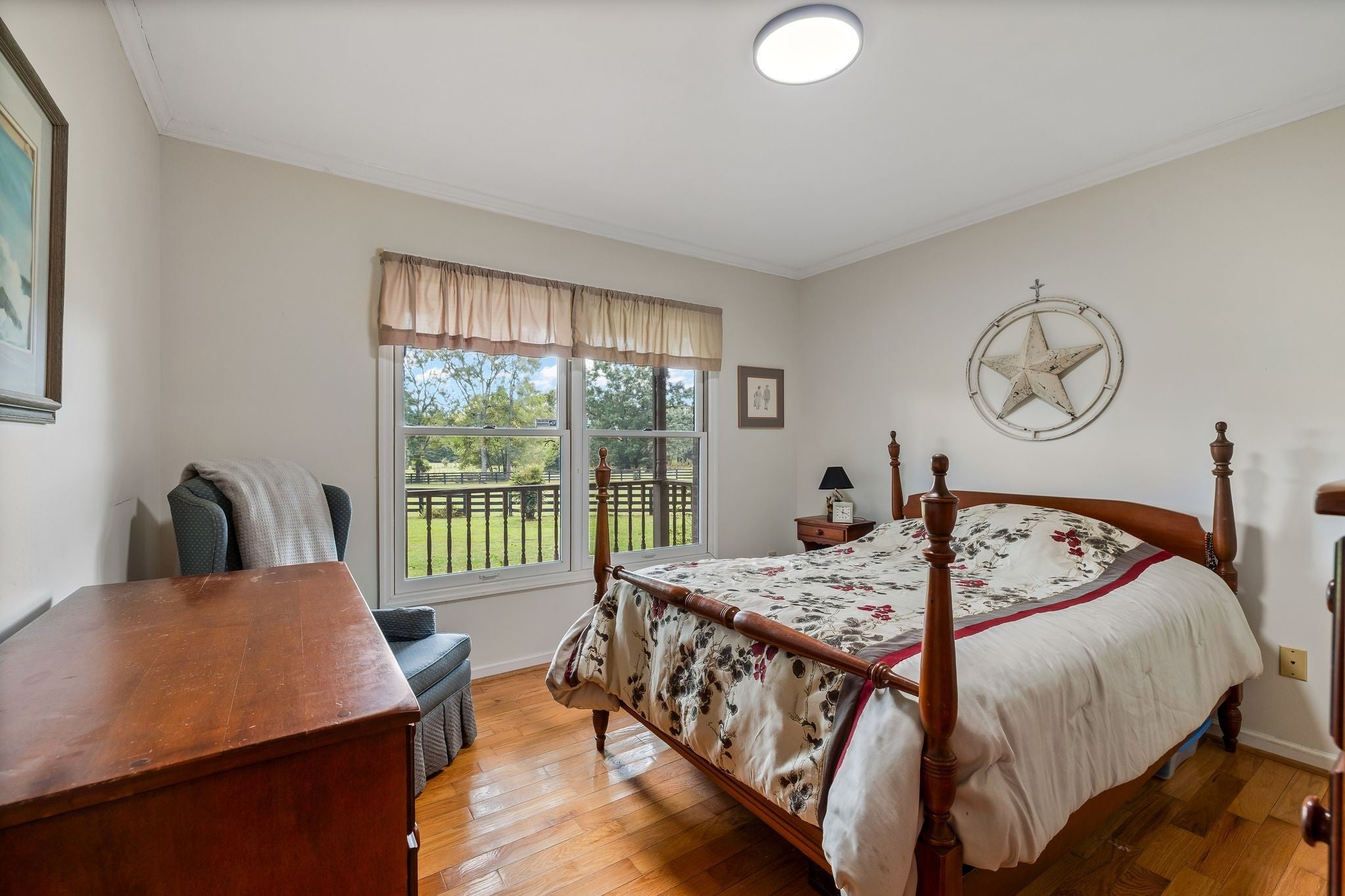 Columbia, Tennessee, 38401, United States, 3 Bedrooms Bedrooms, ,3 BathroomsBathrooms,Residential,Active,1936631