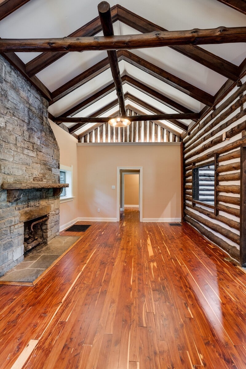 Brentwood, Tennessee, 37027, United States, 3 Bedrooms Bedrooms, ,3 BathroomsBathrooms,Residential,Active,1967284