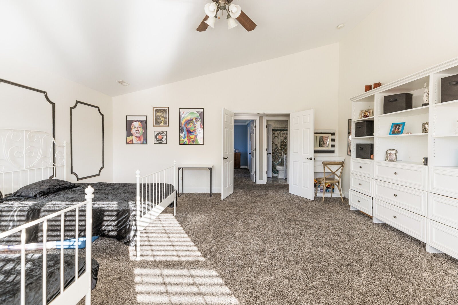 Brentwood, Tennessee, 37027, United States, 5 Bedrooms Bedrooms, ,4 BathroomsBathrooms,Residential,Active,2006880