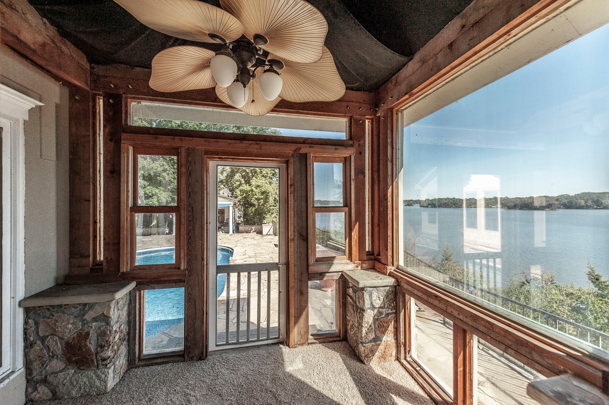 Hendersonville, Tennessee, 37075, United States, 4 Bedrooms Bedrooms, ,4 BathroomsBathrooms,Residential,Active,1959950