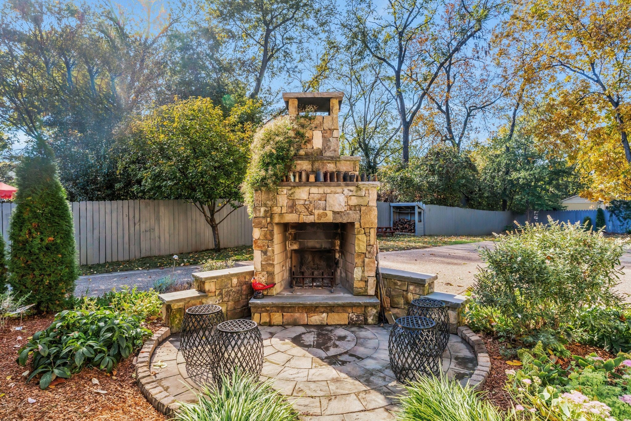 Nashville, Tennessee, 37215, United States, 4 Bedrooms Bedrooms, ,5 BathroomsBathrooms,Residential,Active,1988489