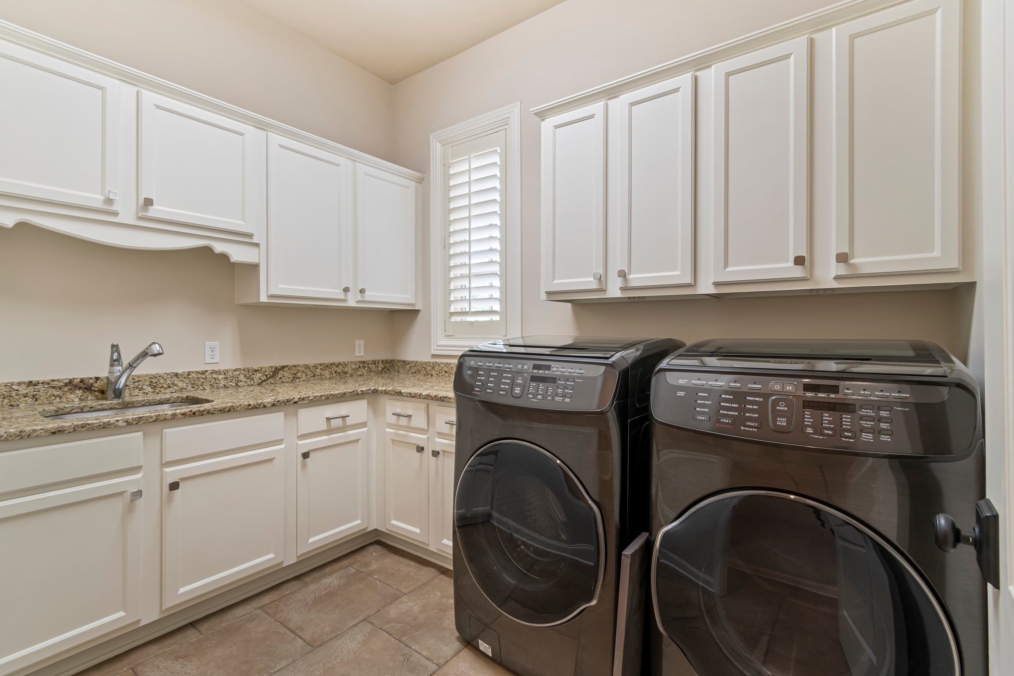 Brentwood, Tennessee, 37027, United States, 5 Bedrooms Bedrooms, ,6 BathroomsBathrooms,Residential,Active,1985582