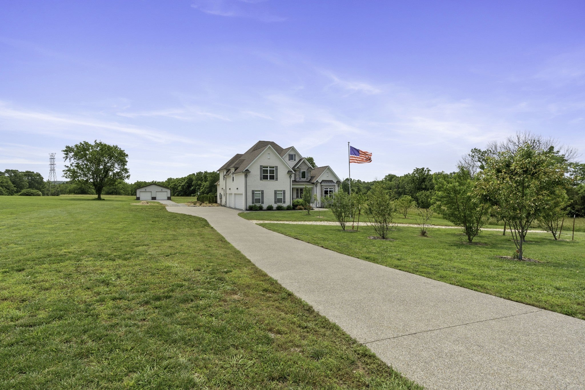 Lebanon, Tennessee, 37087, United States, 4 Bedrooms Bedrooms, ,3 BathroomsBathrooms,Residential,Contingent,2007216