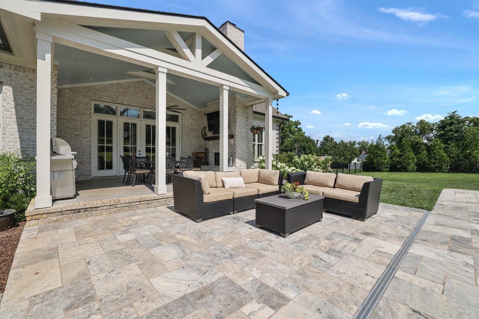 Franklin, Tennessee, 37069, United States, 5 Bedrooms Bedrooms, ,7 BathroomsBathrooms,Residential,Active,1894546