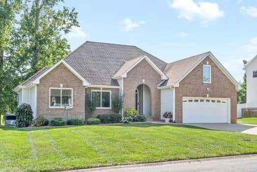 127 GALLANT CT, CLARKSVILLE, TN 37043 - Image 1