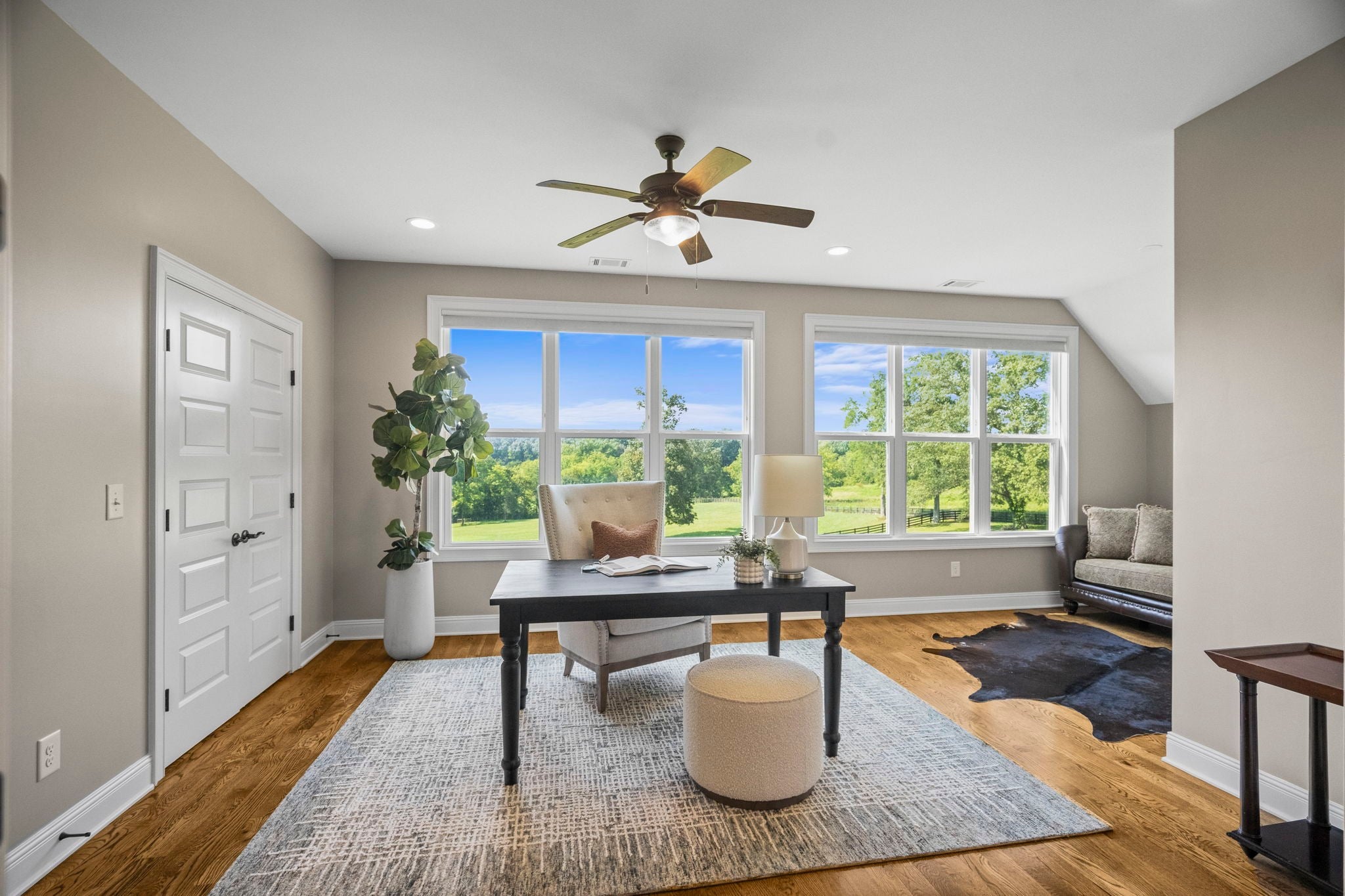 Cross Plains, Tennessee, 37049, United States, 5 Bedrooms Bedrooms, ,6 BathroomsBathrooms,Residential,Active,1919379