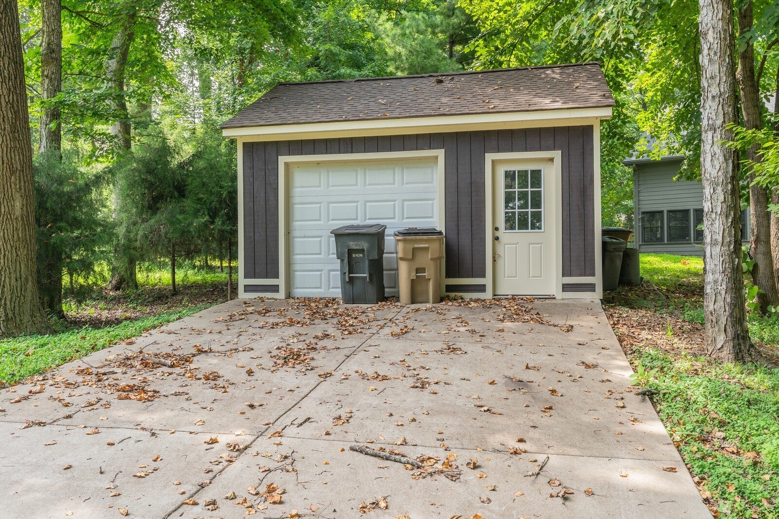 Brentwood, Tennessee, 37027, United States, 3 Bedrooms Bedrooms, ,3 BathroomsBathrooms,Residential,Active,1967284