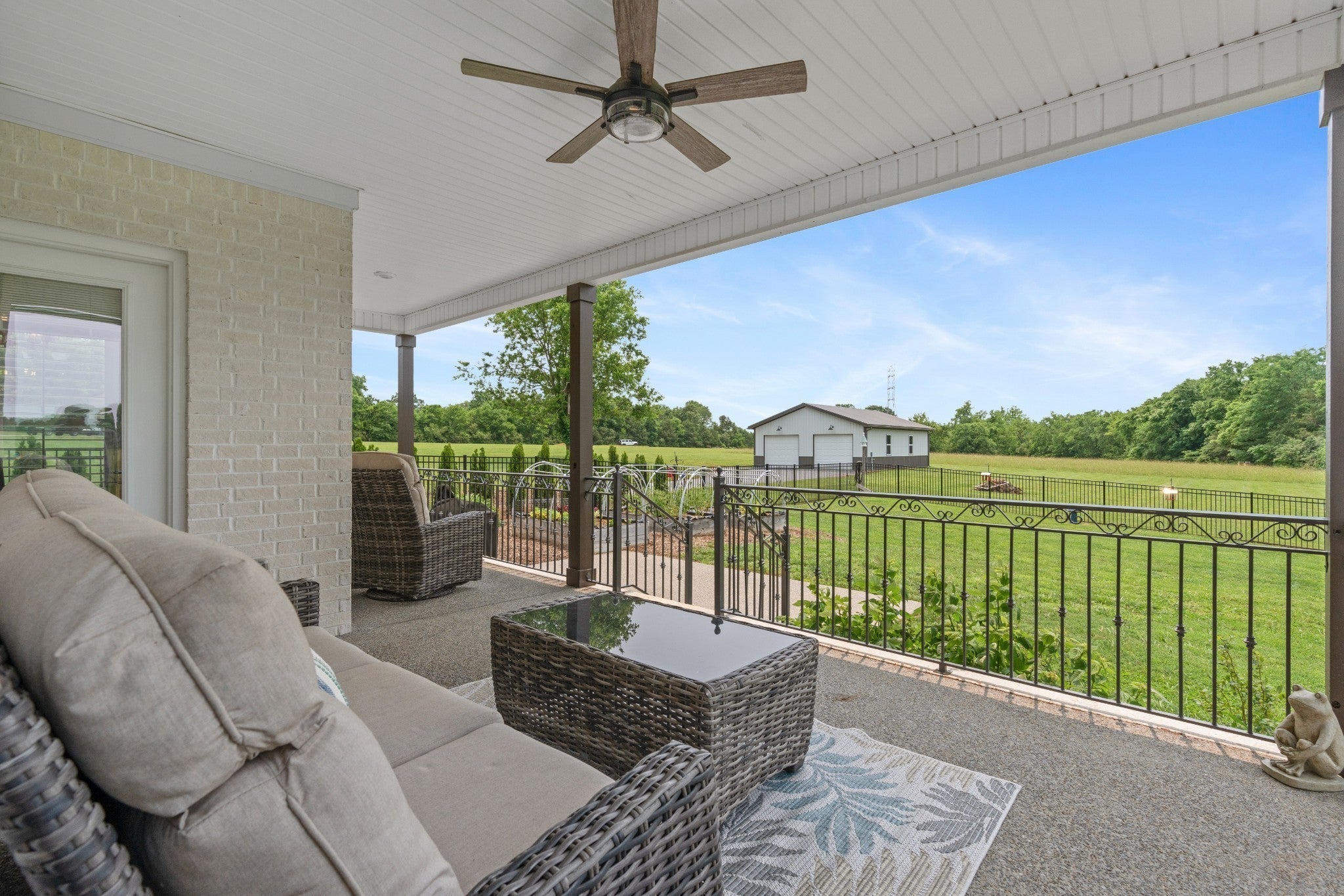 Lebanon, Tennessee, 37087, United States, 4 Bedrooms Bedrooms, ,3 BathroomsBathrooms,Residential,Contingent,2007216