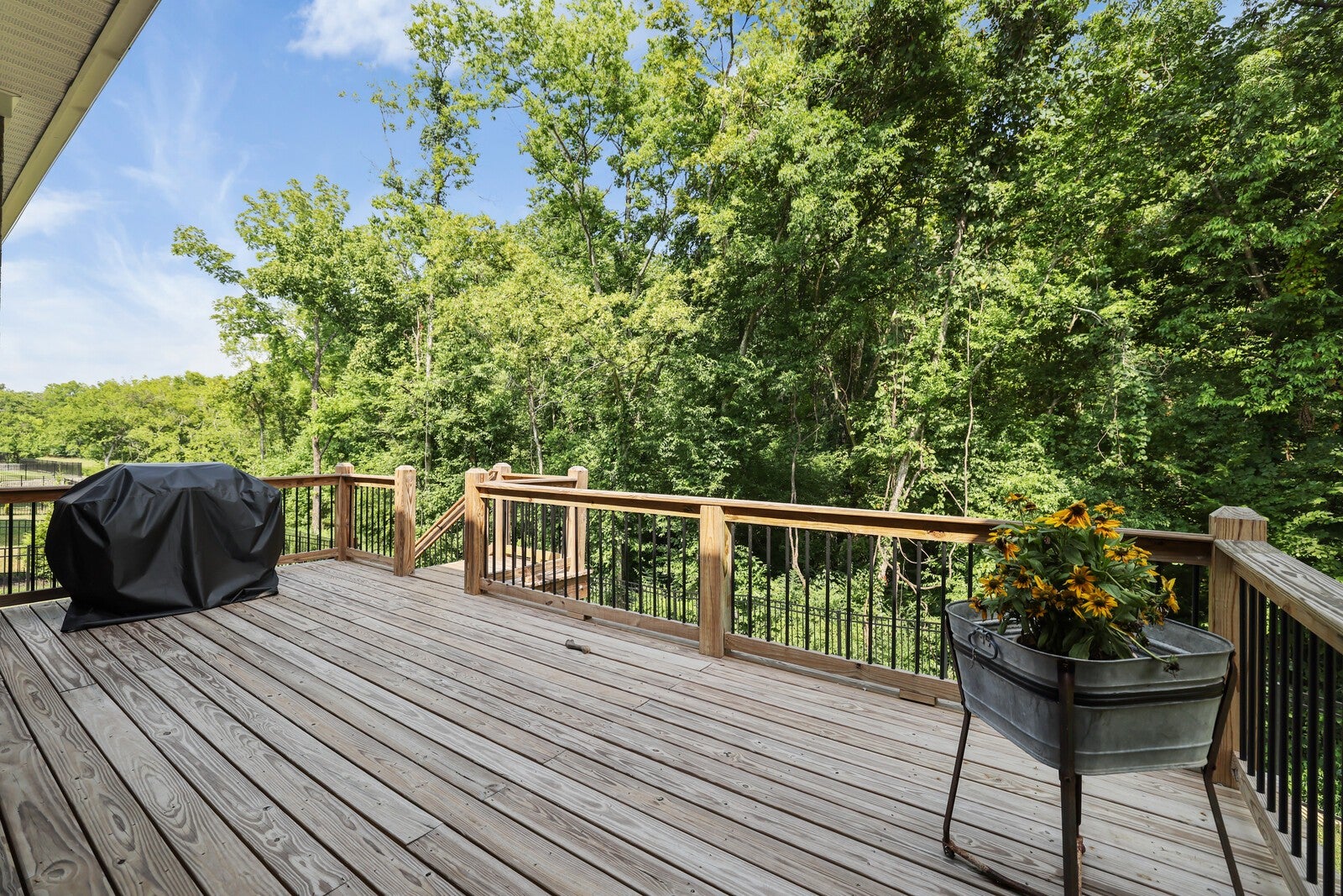 Franklin, Tennessee, 37064, United States, 3 Bedrooms Bedrooms, ,4 BathroomsBathrooms,Residential,Active,1907978