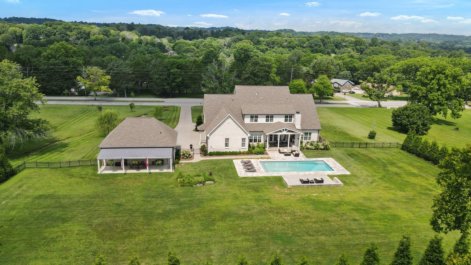 Franklin, Tennessee, 37069, United States, 5 Bedrooms Bedrooms, ,7 BathroomsBathrooms,Residential,Active,1894546