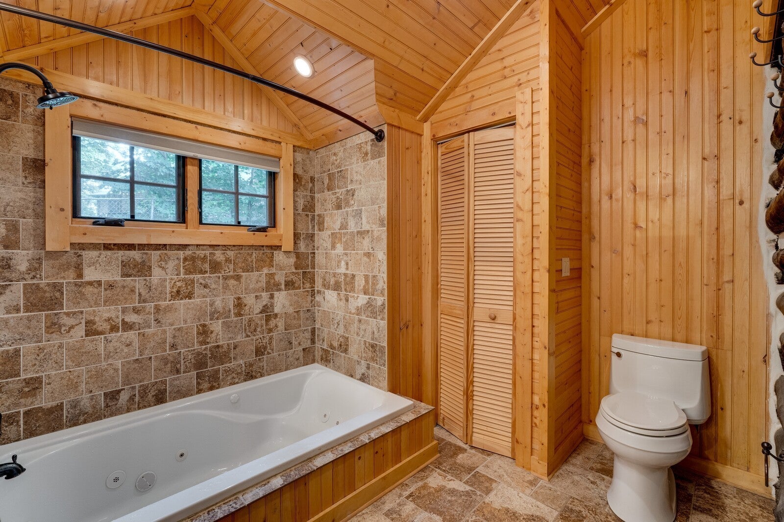 Brentwood, Tennessee, 37027, United States, 3 Bedrooms Bedrooms, ,3 BathroomsBathrooms,Residential,Active,1967284