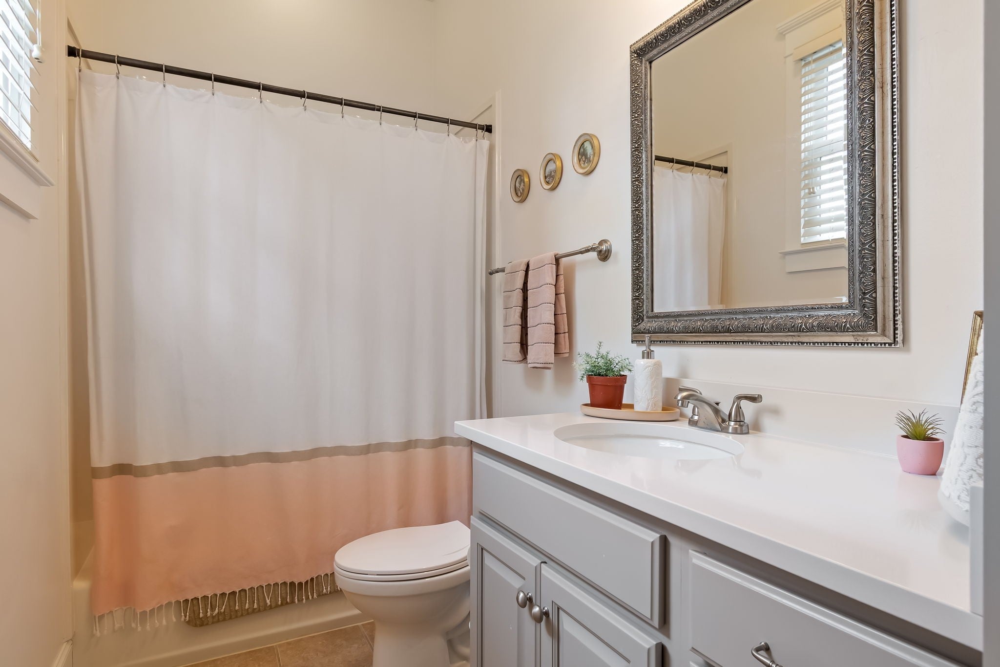 Thompsons Station, Tennessee, 37179, United States, 5 Bedrooms Bedrooms, ,5 BathroomsBathrooms,Residential,Active,2028176