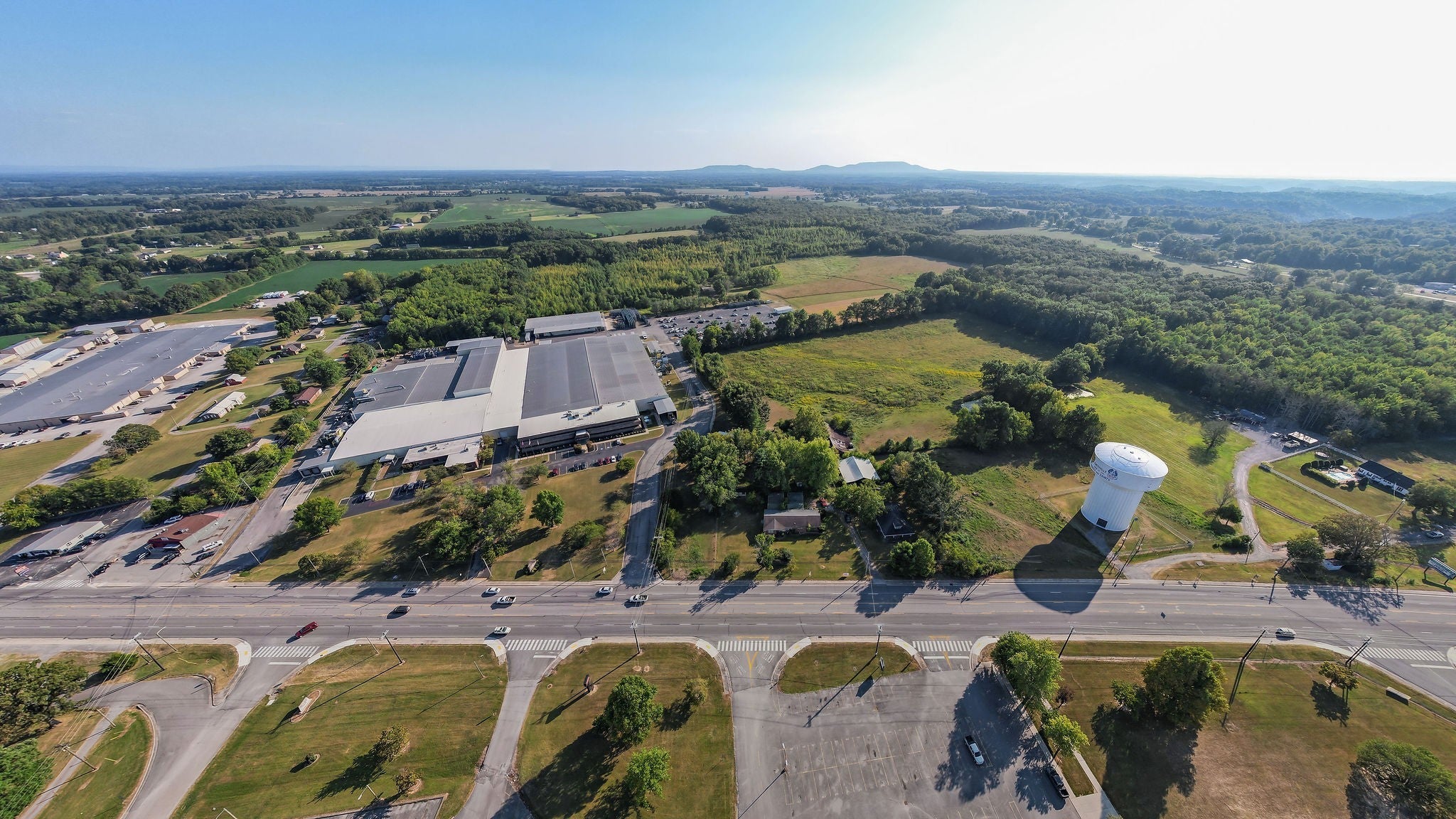 Smithville, Tennessee, 37166, United States, ,2 BathroomsBathrooms,Residential,Active,1834319