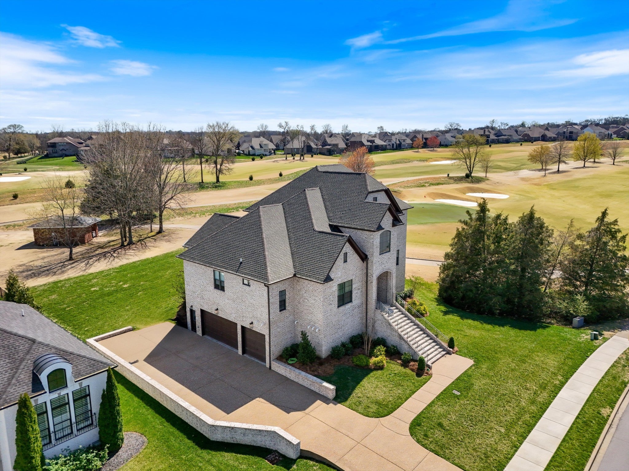 Gallatin, Tennessee, 37066, United States, 4 Bedrooms Bedrooms, ,6 BathroomsBathrooms,Residential,Active,1905350