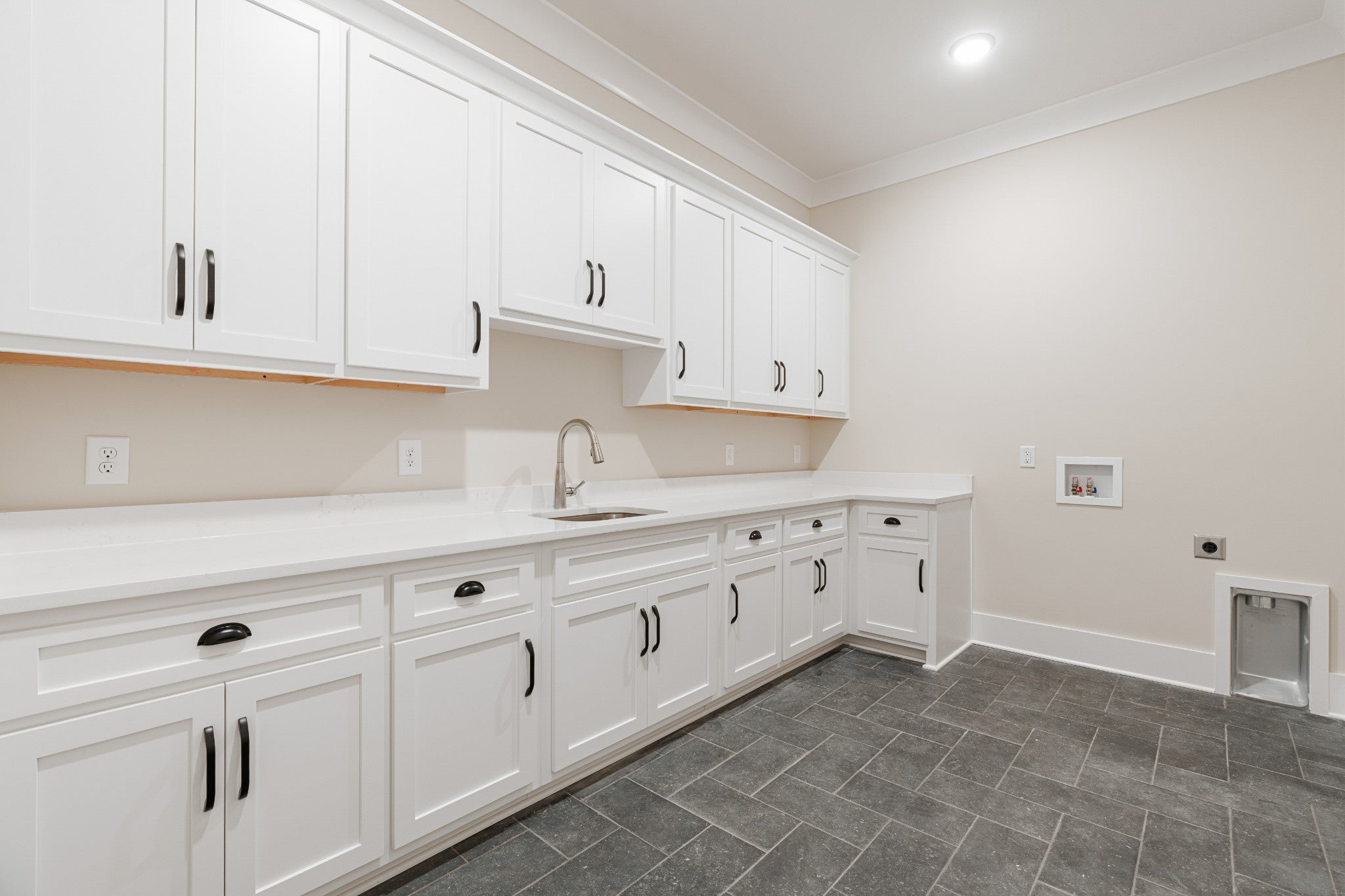 Lebanon, Tennessee, 37090, United States, 5 Bedrooms Bedrooms, ,7 BathroomsBathrooms,Residential,Active,1927656