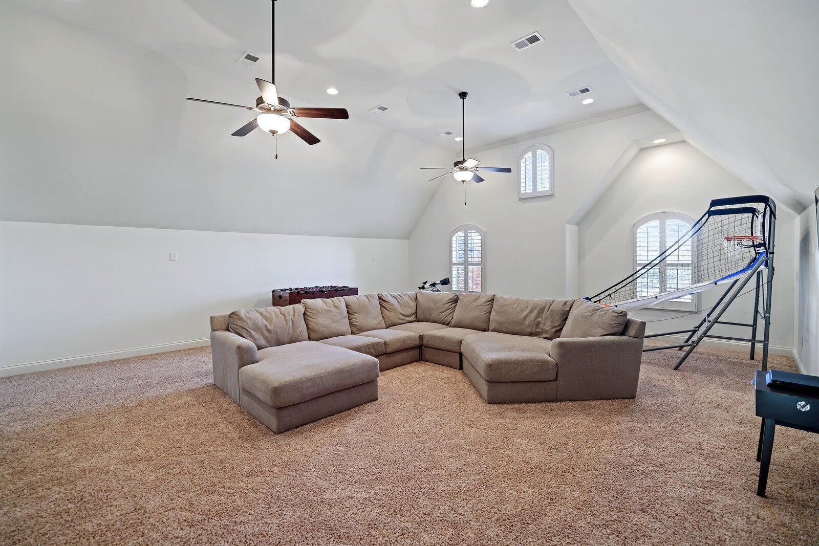 Lebanon, Tennessee, 37087, United States, 4 Bedrooms Bedrooms, ,4 BathroomsBathrooms,Residential,Active,1994975