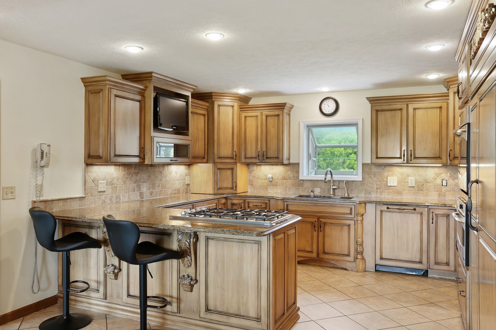 Goodlettsville, Tennessee, 37072, United States, 4 Bedrooms Bedrooms, ,4 BathroomsBathrooms,Residential,Active,1853351