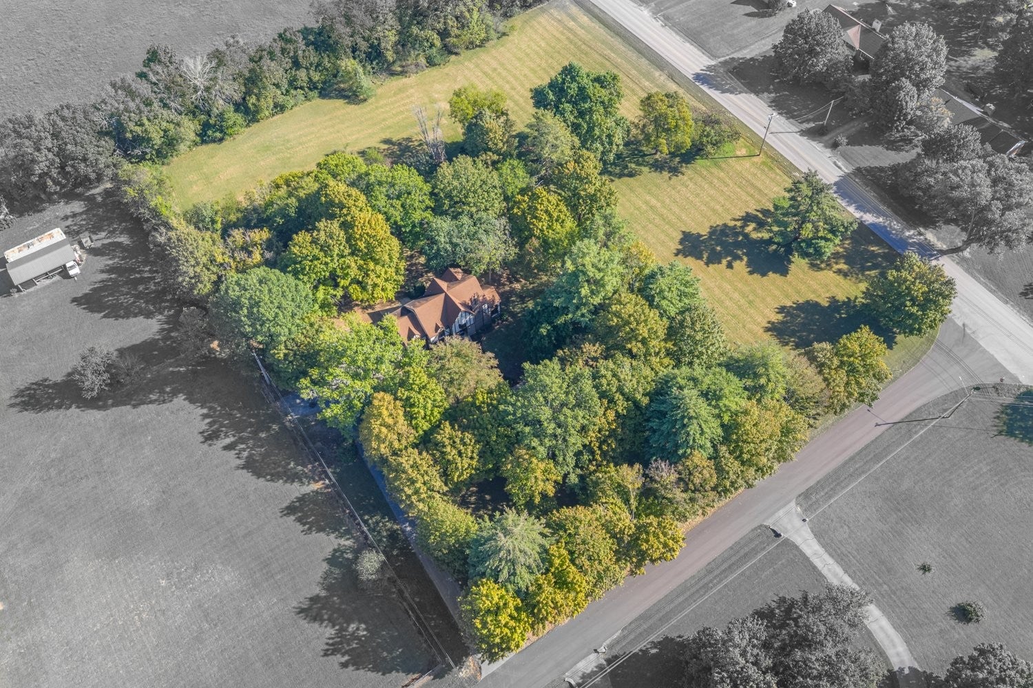 Columbia, Tennessee, 38401, United States, 4 Bedrooms Bedrooms, ,3 BathroomsBathrooms,Residential,Active,1963382