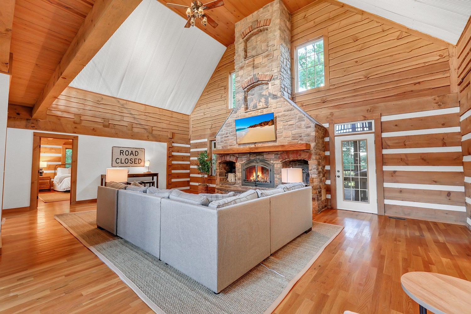 Cross Plains, Tennessee, 37049, United States, 4 Bedrooms Bedrooms, ,3 BathroomsBathrooms,Residential,Active,1929704