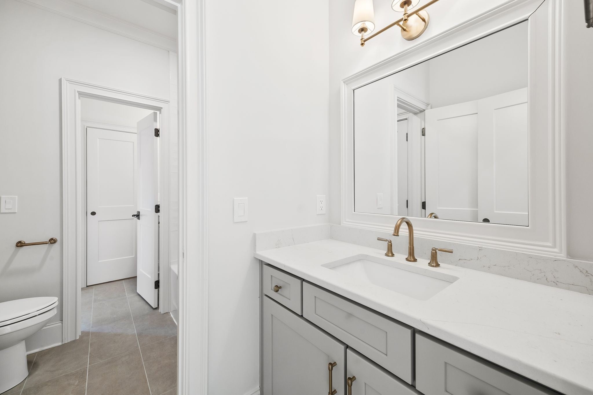 Brentwood, Tennessee, 37027, United States, 5 Bedrooms Bedrooms, ,5 BathroomsBathrooms,Residential,Active,1992550