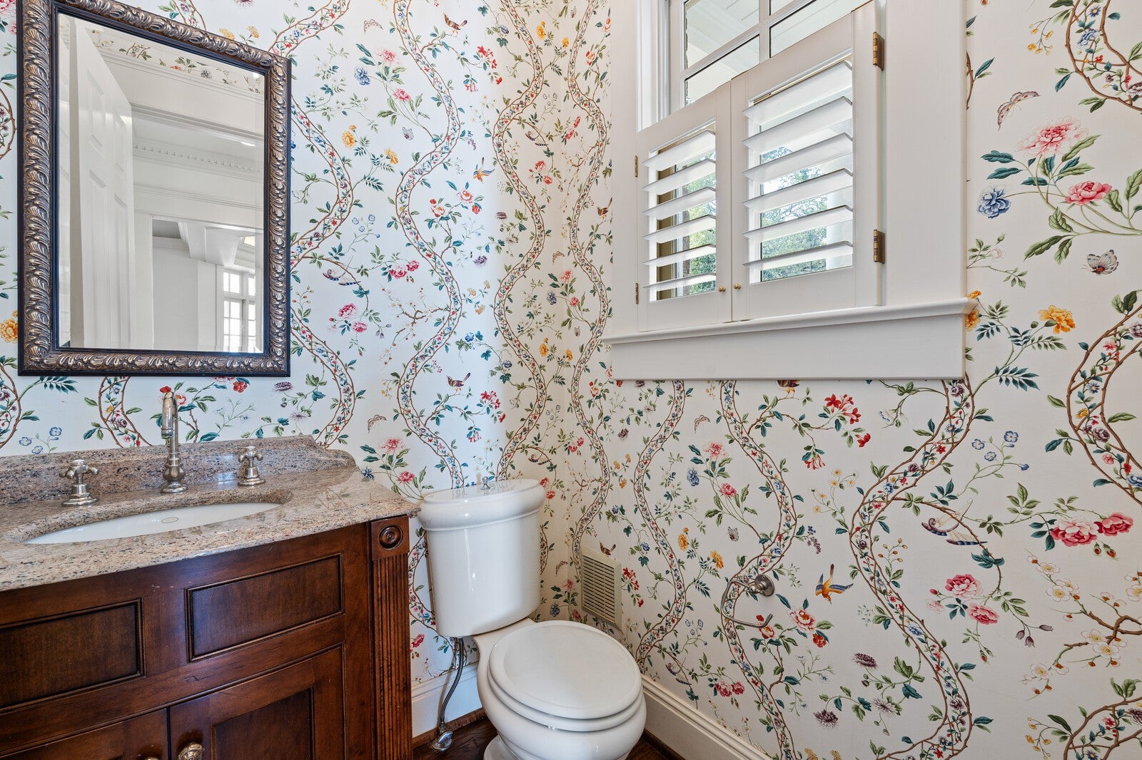 Nashville, Tennessee, 37205, United States, 5 Bedrooms Bedrooms, ,7 BathroomsBathrooms,Residential,Active,1965991