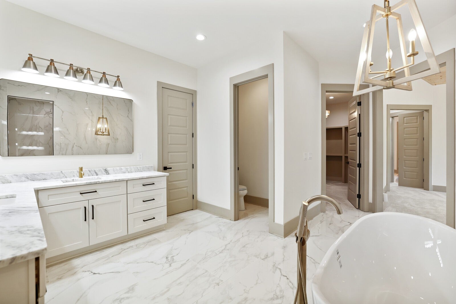 Lebanon, Tennessee, 37087, United States, 5 Bedrooms Bedrooms, ,6 BathroomsBathrooms,Residential,Active,2001060