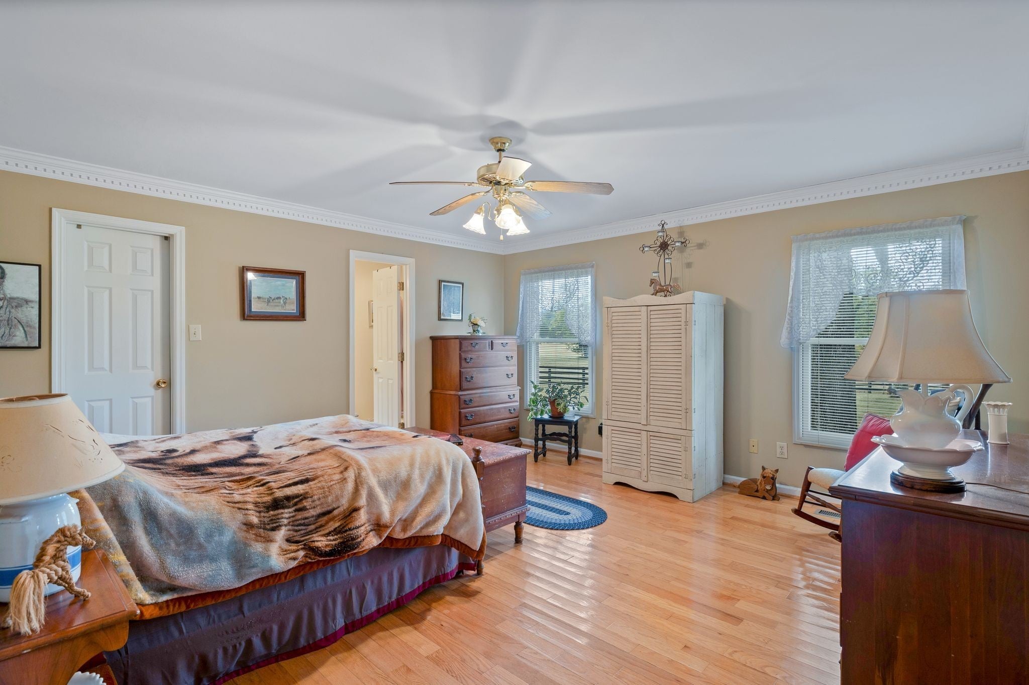 Columbia, Tennessee, 38401, United States, 3 Bedrooms Bedrooms, ,3 BathroomsBathrooms,Residential,Active,1936631