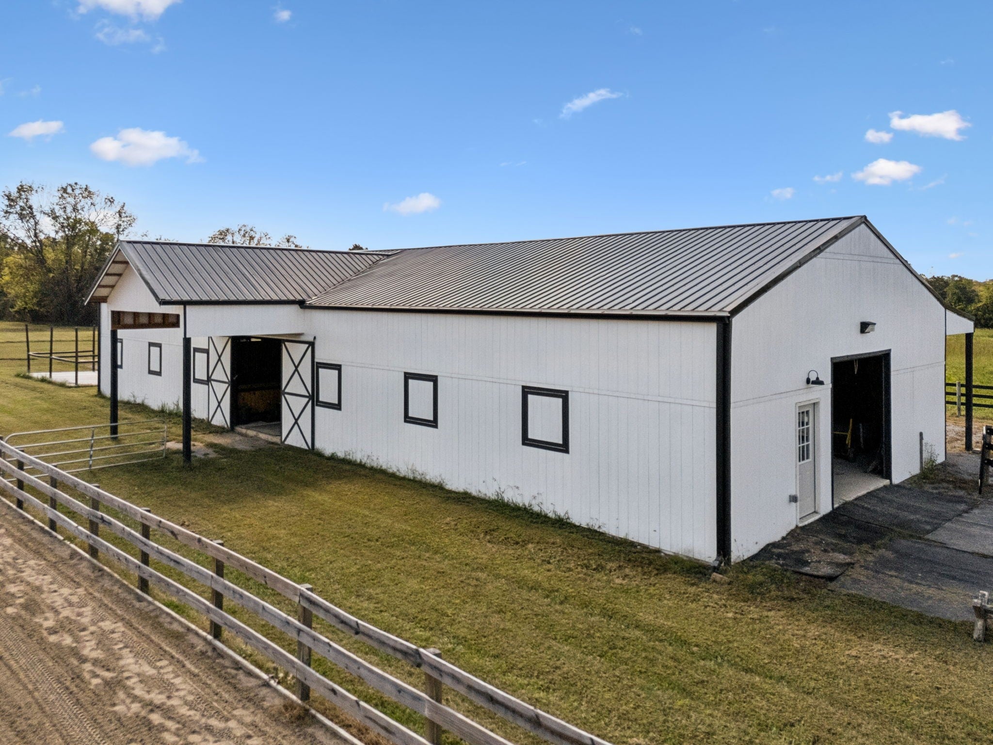 Lebanon, Tennessee, 37090, United States, 3 Bedrooms Bedrooms, ,4 BathroomsBathrooms,Residential,Active,2006888