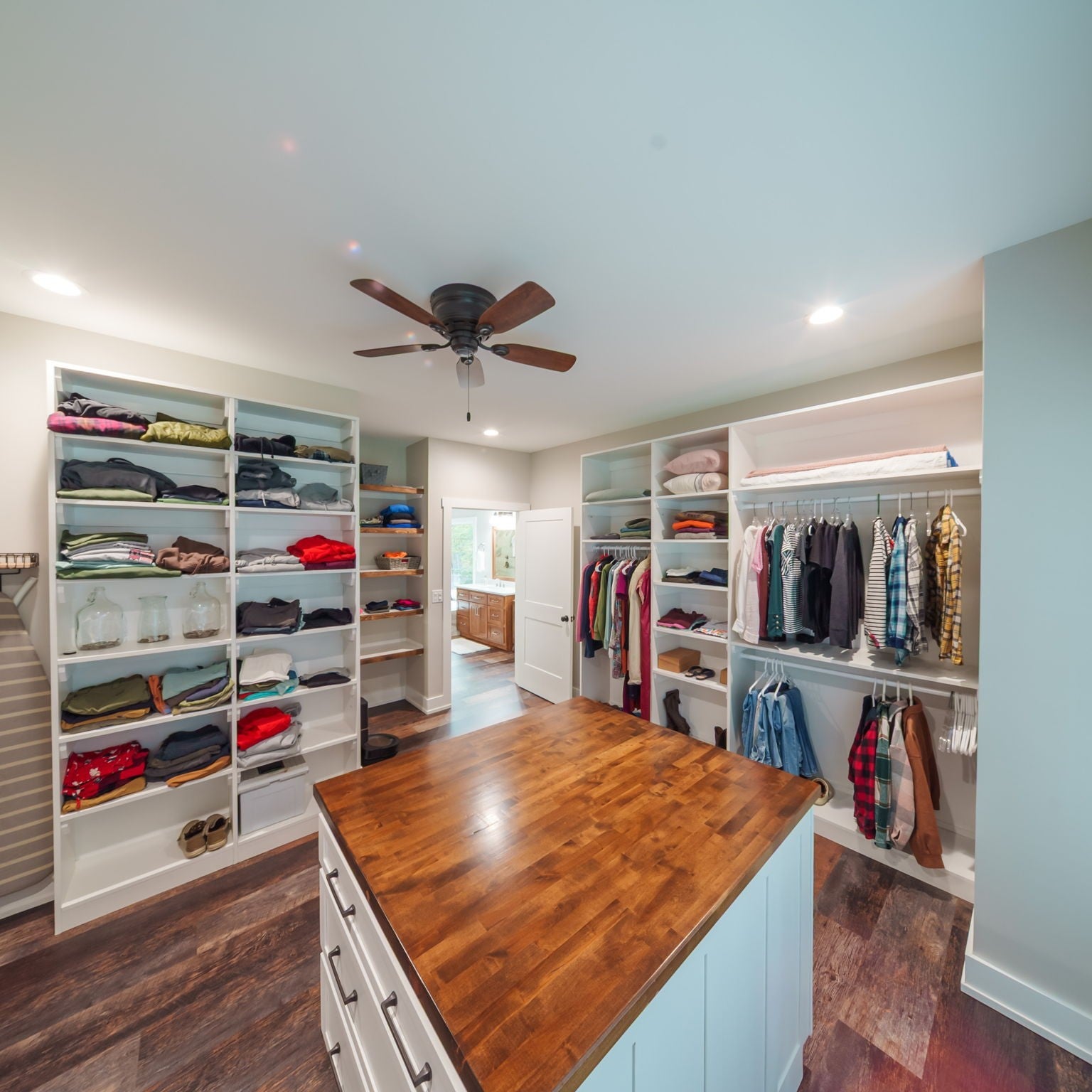 Altamont, Tennessee, 37301, United States, 4 Bedrooms Bedrooms, ,5 BathroomsBathrooms,Residential,Active,1967131