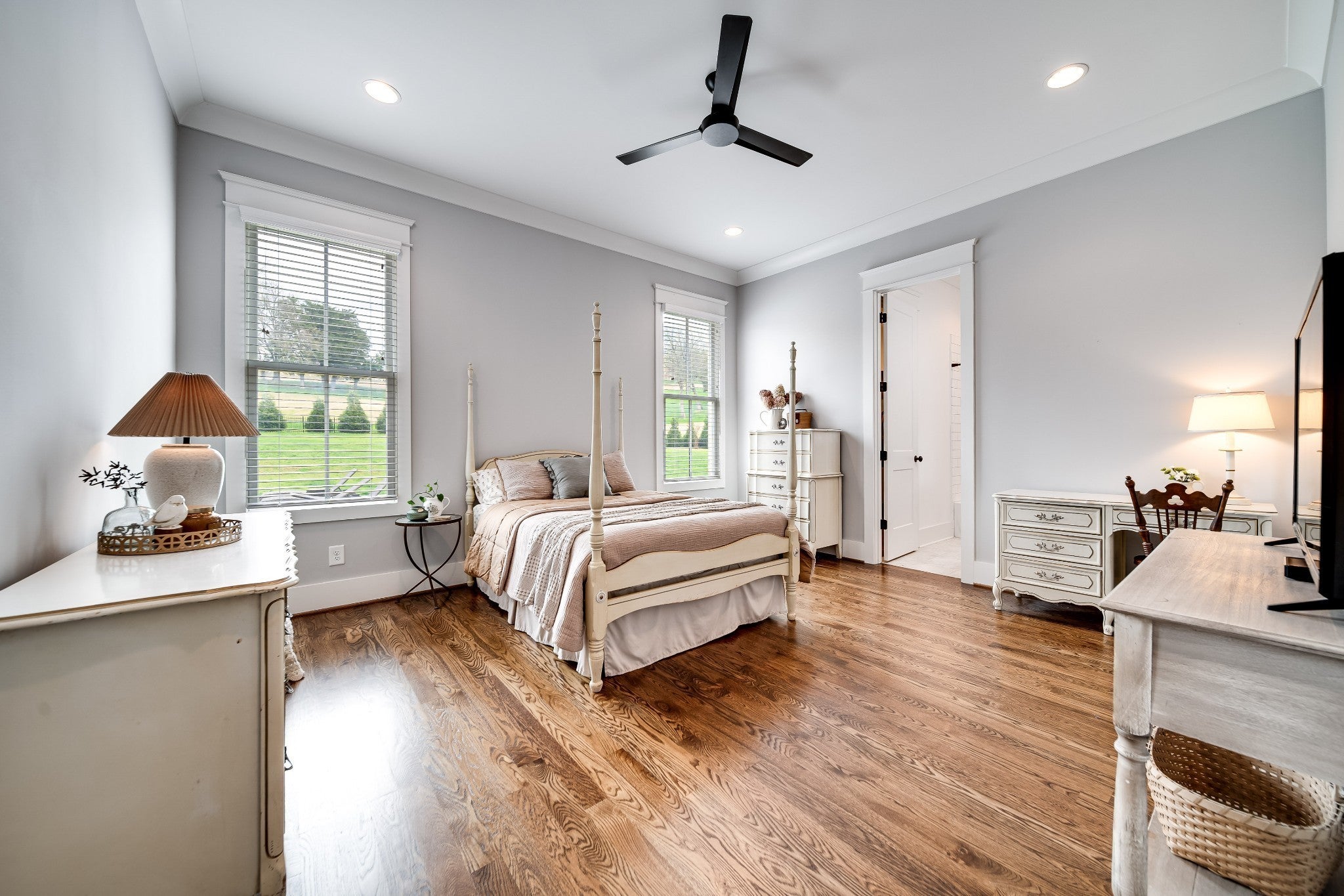 Franklin, Tennessee, 37069, United States, 5 Bedrooms Bedrooms, ,7 BathroomsBathrooms,Residential,Active,1985606