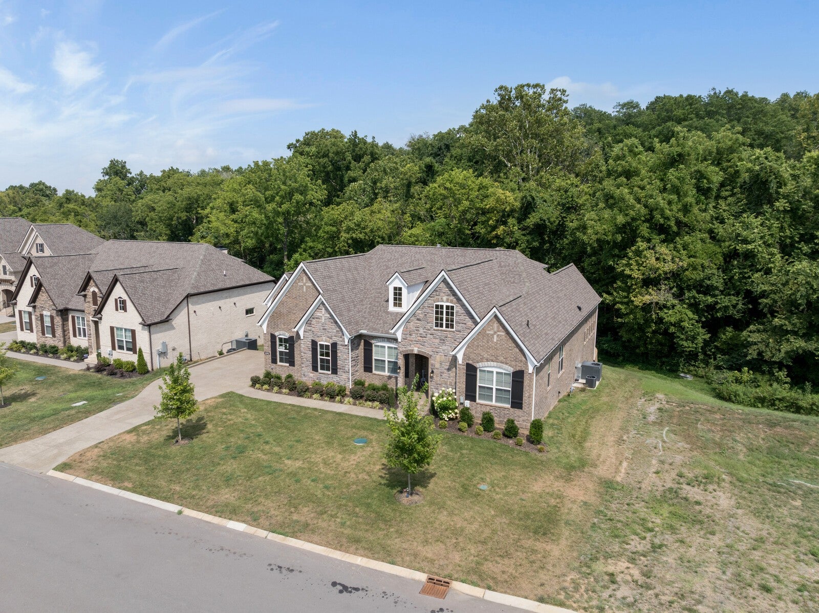 Franklin, Tennessee, 37064, United States, 3 Bedrooms Bedrooms, ,4 BathroomsBathrooms,Residential,Active,1907978