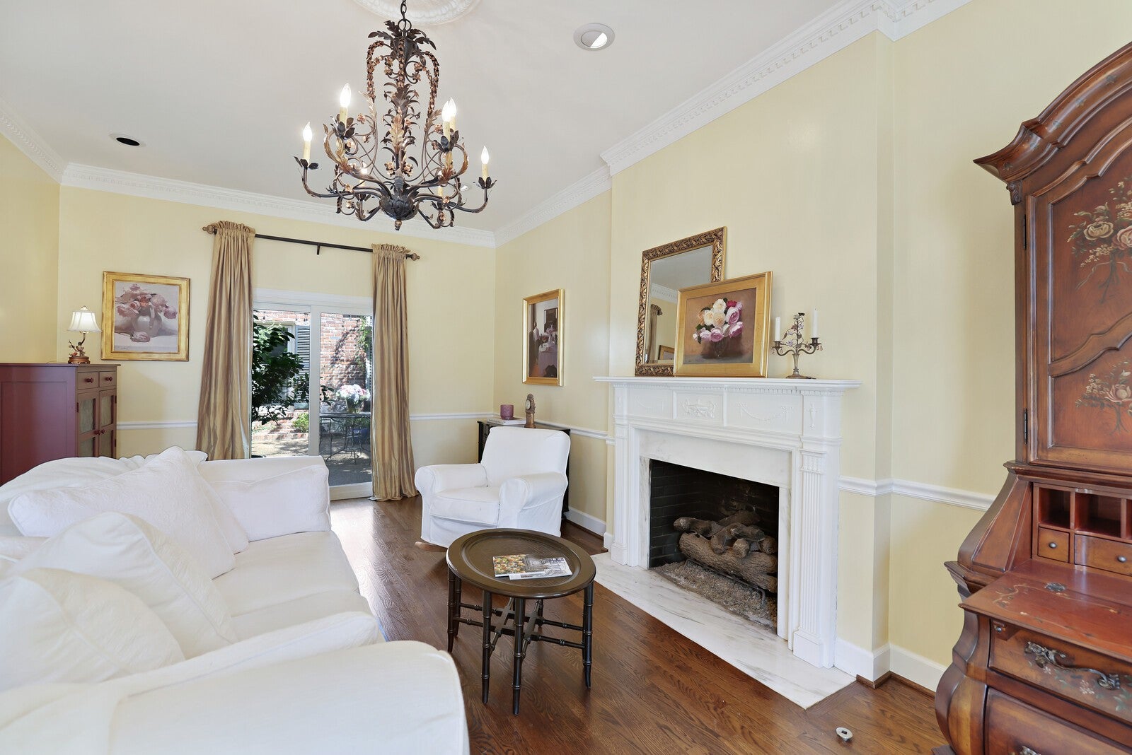Nashville, Tennessee, 37205, United States, 4 Bedrooms Bedrooms, ,4 BathroomsBathrooms,Residential,Active,1953261