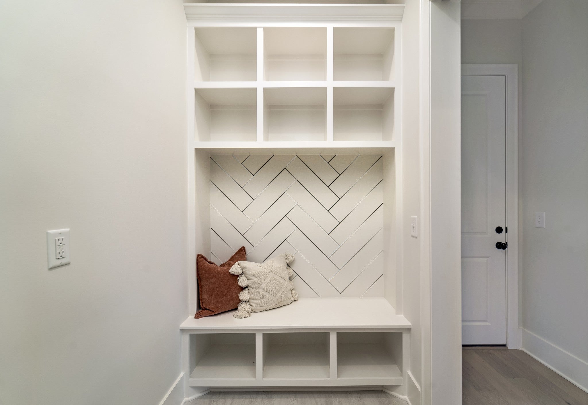 Franklin, Tennessee, 37064, United States, 5 Bedrooms Bedrooms, ,6 BathroomsBathrooms,Residential,Active,2007106