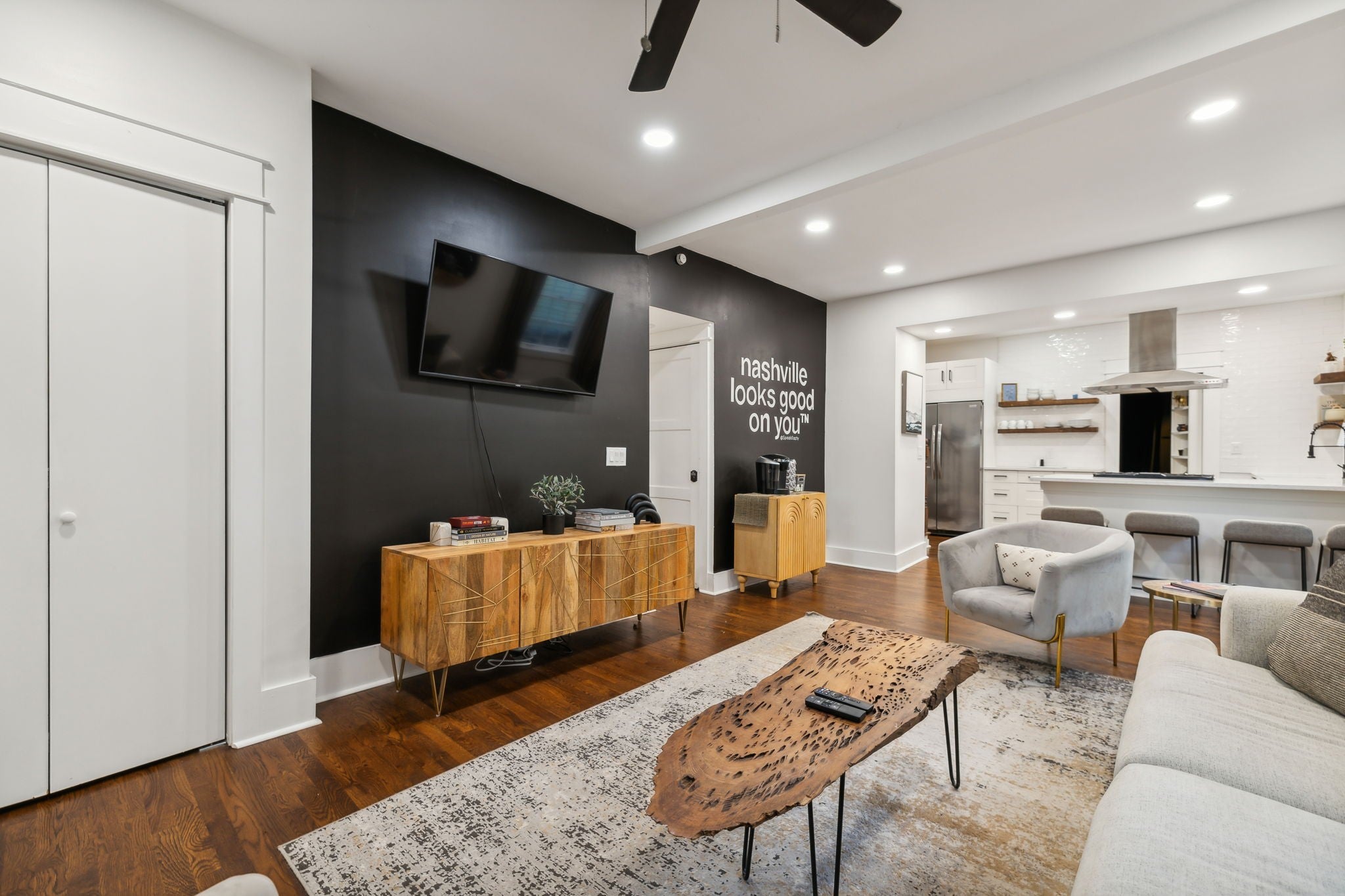 Nashville, Tennessee, 37206, United States, 3 Bedrooms Bedrooms, ,2 BathroomsBathrooms,Residential,Active,1912805