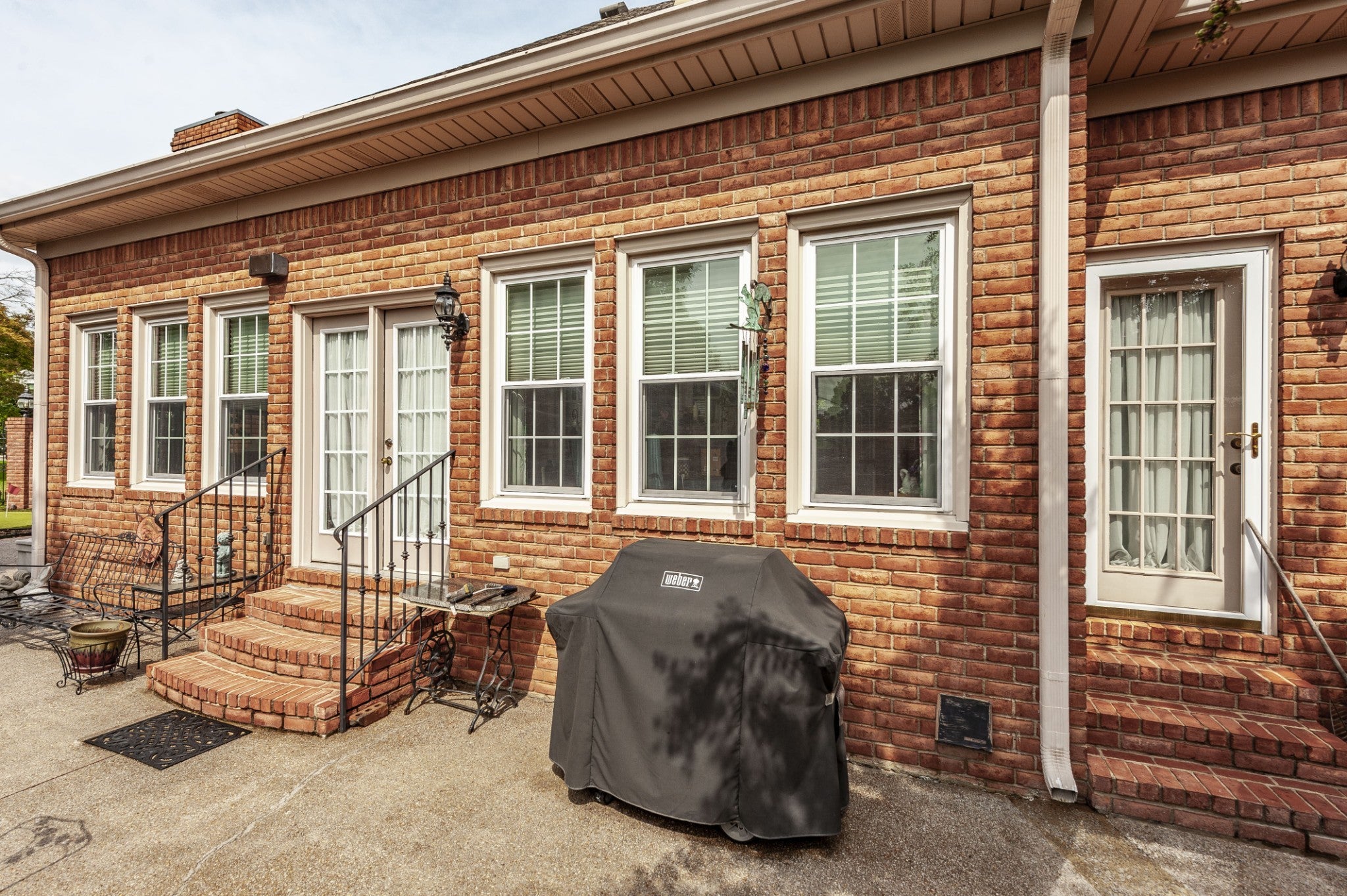 Hendersonville, Tennessee, 37075, United States, 4 Bedrooms Bedrooms, ,4 BathroomsBathrooms,Residential,Active,2003550