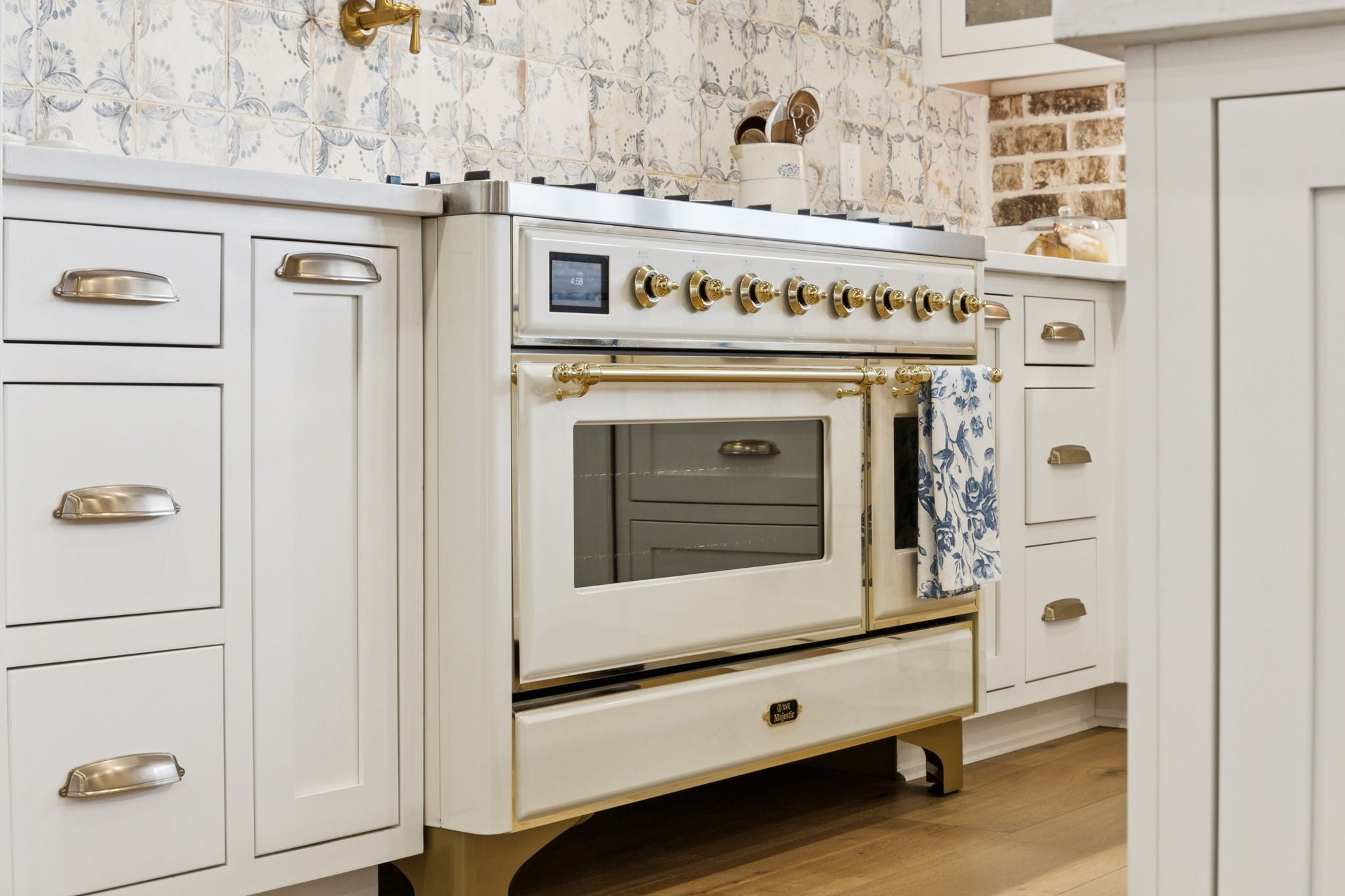 Mount Juliet, Tennessee, 37122, United States, 4 Bedrooms Bedrooms, ,6 BathroomsBathrooms,Residential,Active,1968412