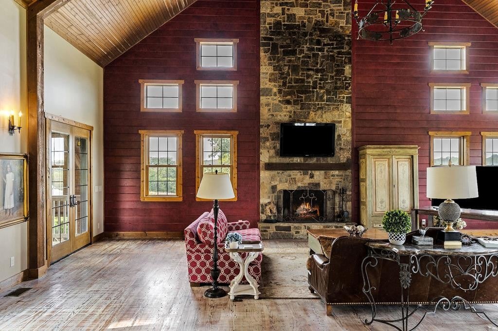 Smithville, Tennessee, 37166, United States, ,7 BathroomsBathrooms,Residential,Active,1769789