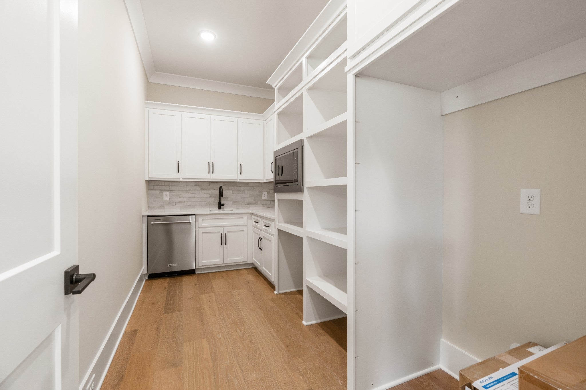 Lebanon, Tennessee, 37090, United States, 5 Bedrooms Bedrooms, ,7 BathroomsBathrooms,Residential,Active,1927656