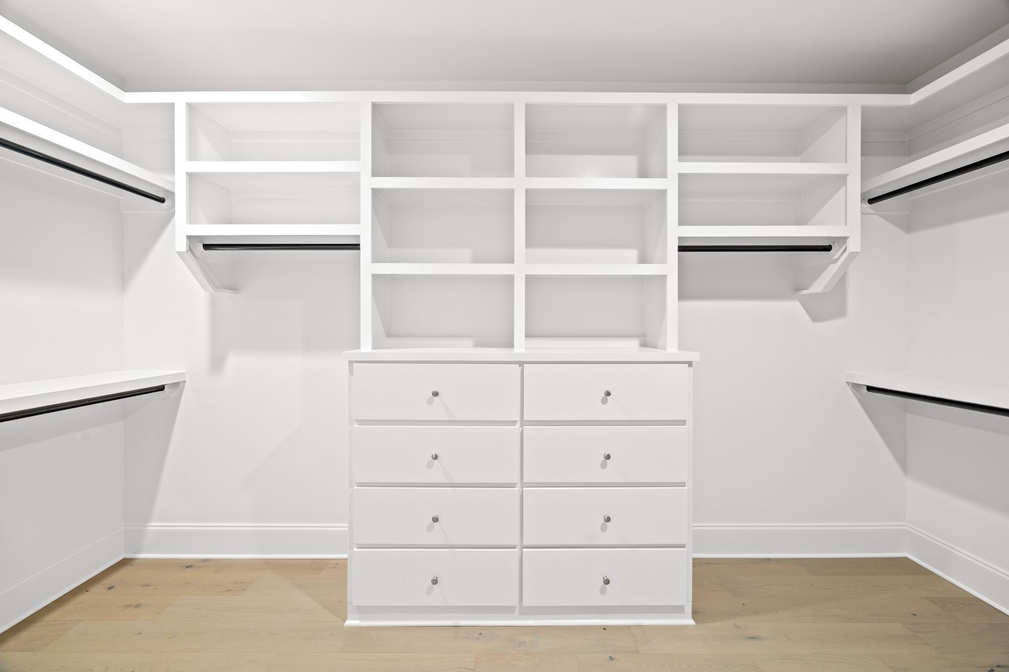 Brentwood, Tennessee, 37027, United States, 5 Bedrooms Bedrooms, ,5 BathroomsBathrooms,Residential,Active,1992550