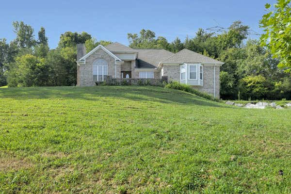 3295 MOORESVILLE HWY, LEWISBURG, TN 37091, photo 4 of 52