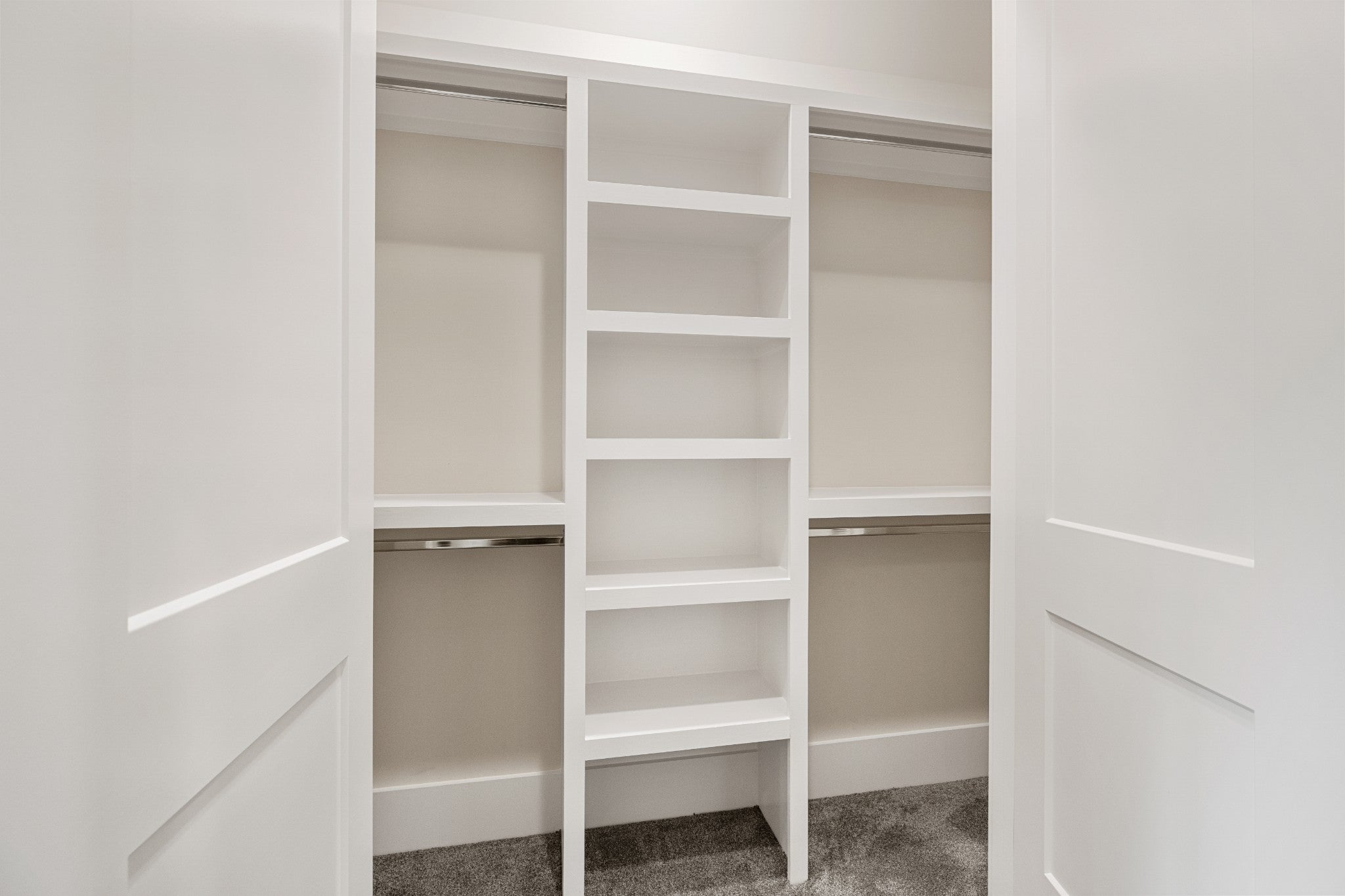 Lebanon, Tennessee, 37090, United States, 5 Bedrooms Bedrooms, ,7 BathroomsBathrooms,Residential,Active,1927656