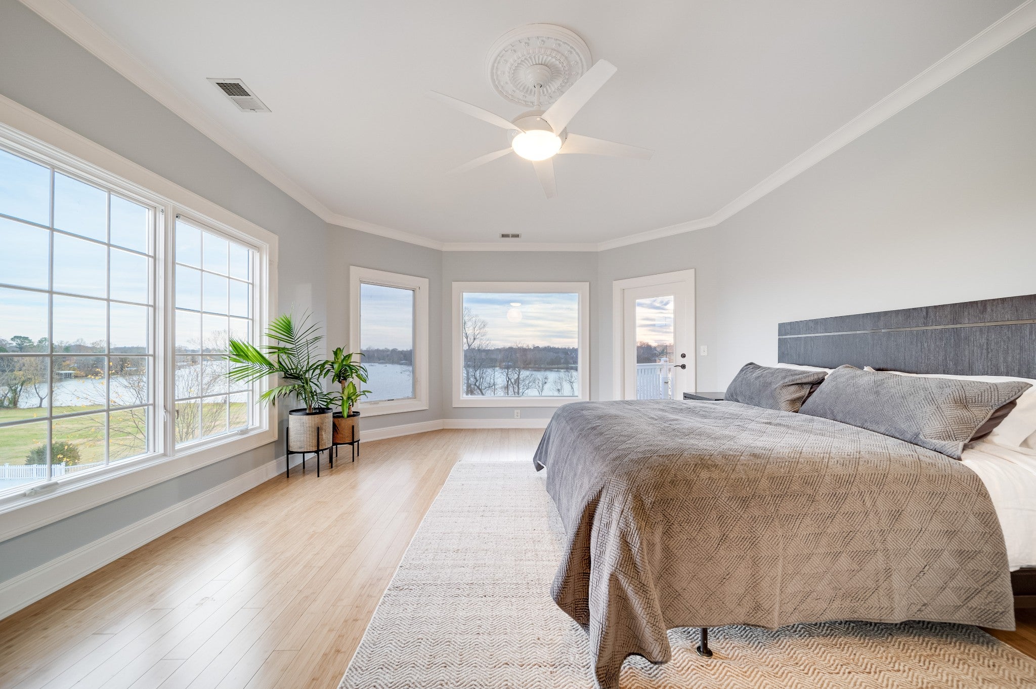 Gallatin, Tennessee, 37066, United States, 4 Bedrooms Bedrooms, ,5 BathroomsBathrooms,Residential,Active,1986918