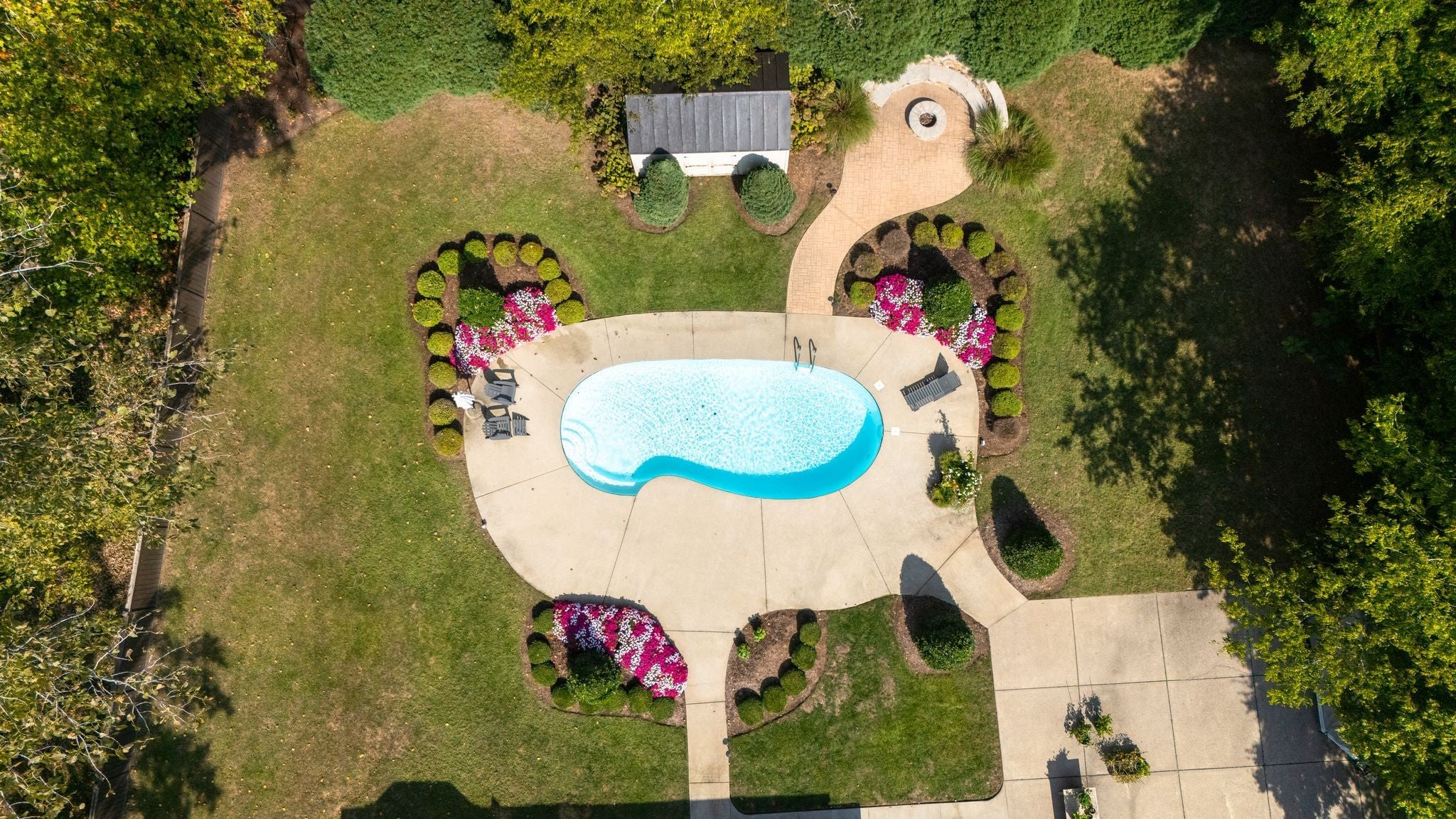 Nashville, Tennessee, 37221, United States, 4 Bedrooms Bedrooms, ,3 BathroomsBathrooms,Residential,Active,1967104