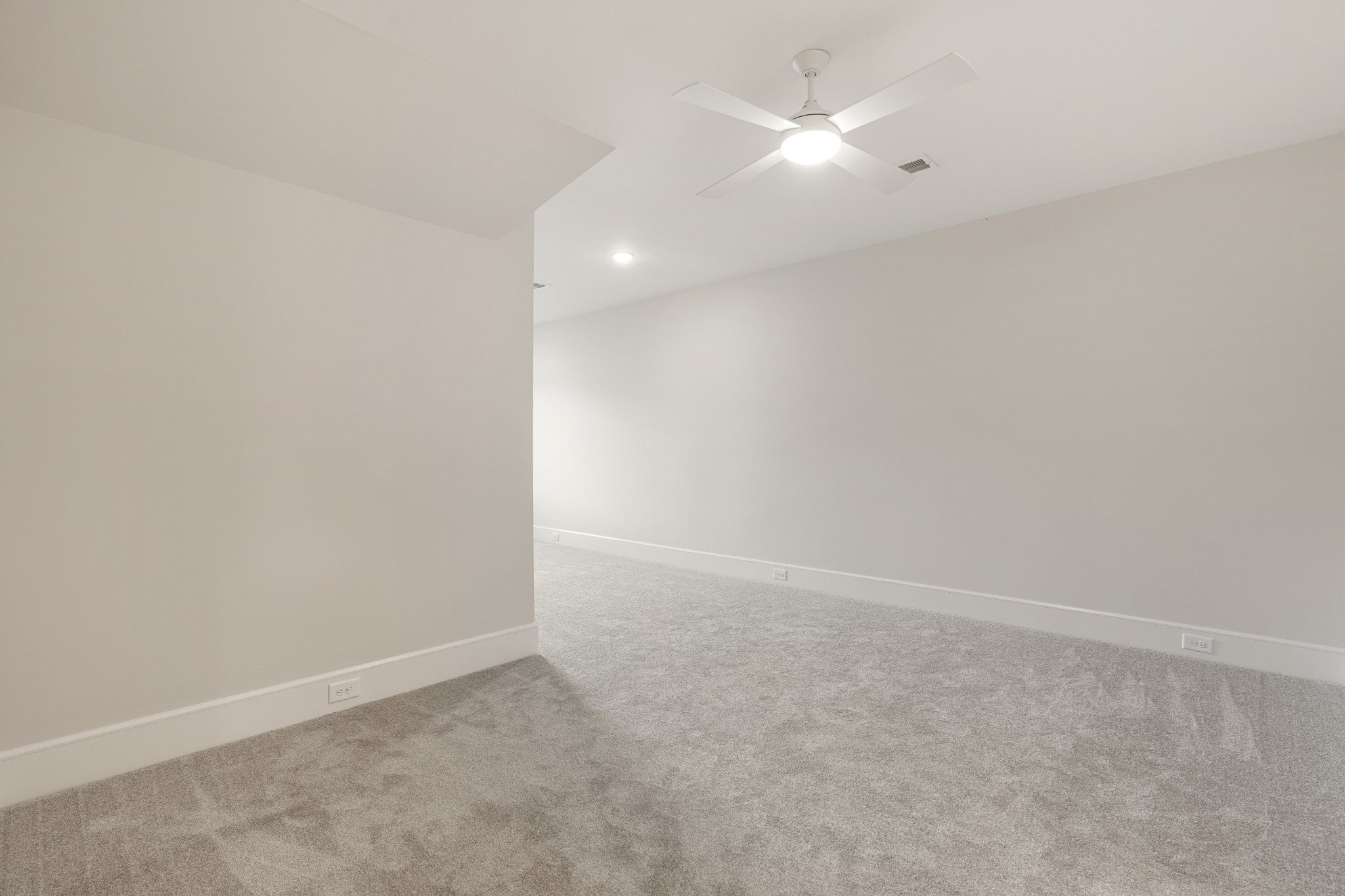 Lebanon, Tennessee, 37087, United States, 5 Bedrooms Bedrooms, ,5 BathroomsBathrooms,Residential,Active,2006870