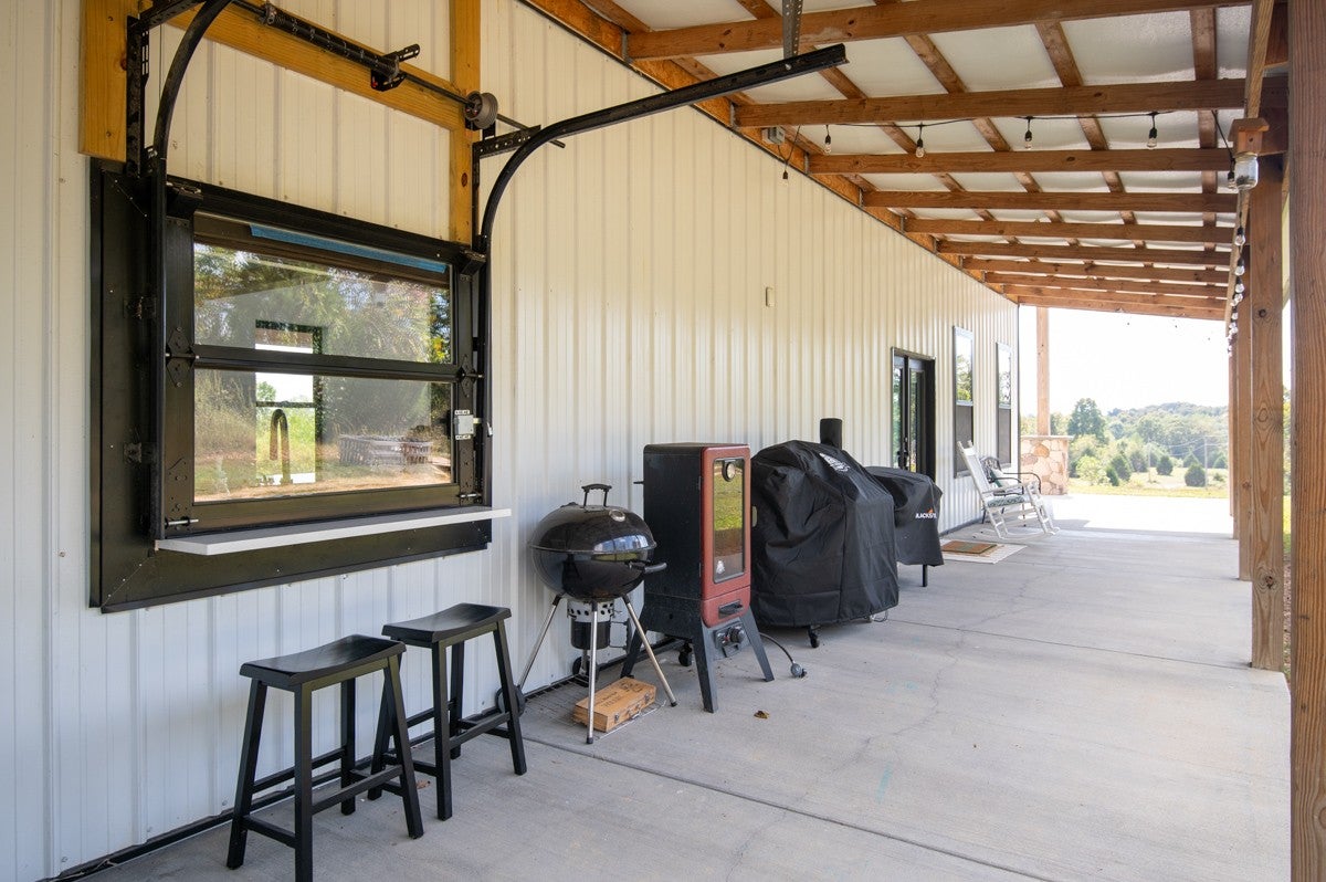 Westmoreland, Tennessee, 37186, United States, 3 Bedrooms Bedrooms, ,3 BathroomsBathrooms,Residential,Active,1964466