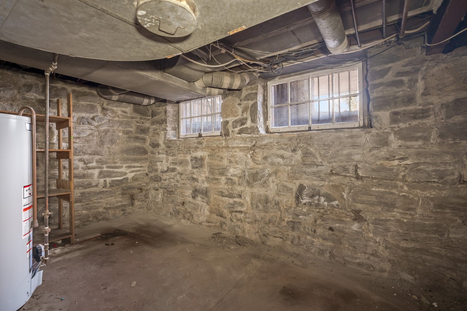 Nashville, Tennessee, 37215, United States, 4 Bedrooms Bedrooms, ,3 BathroomsBathrooms,Residential,Active,1997588