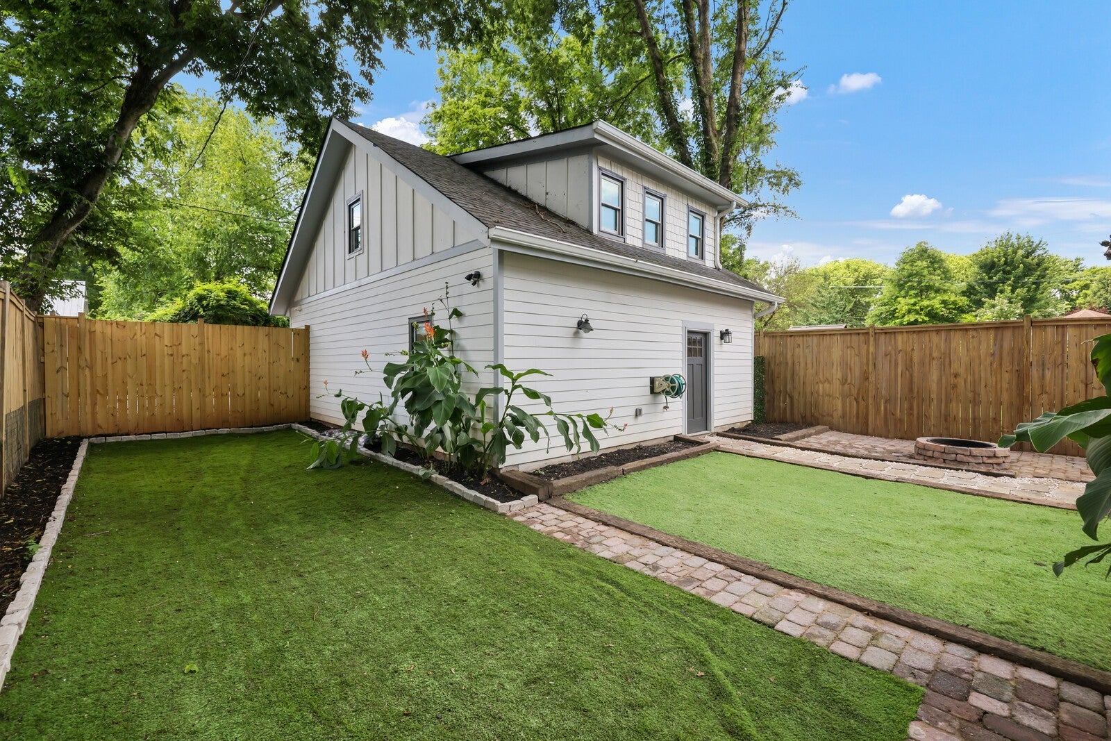Nashville, Tennessee, 37206, United States, 4 Bedrooms Bedrooms, ,4 BathroomsBathrooms,Residential,Active,1953279